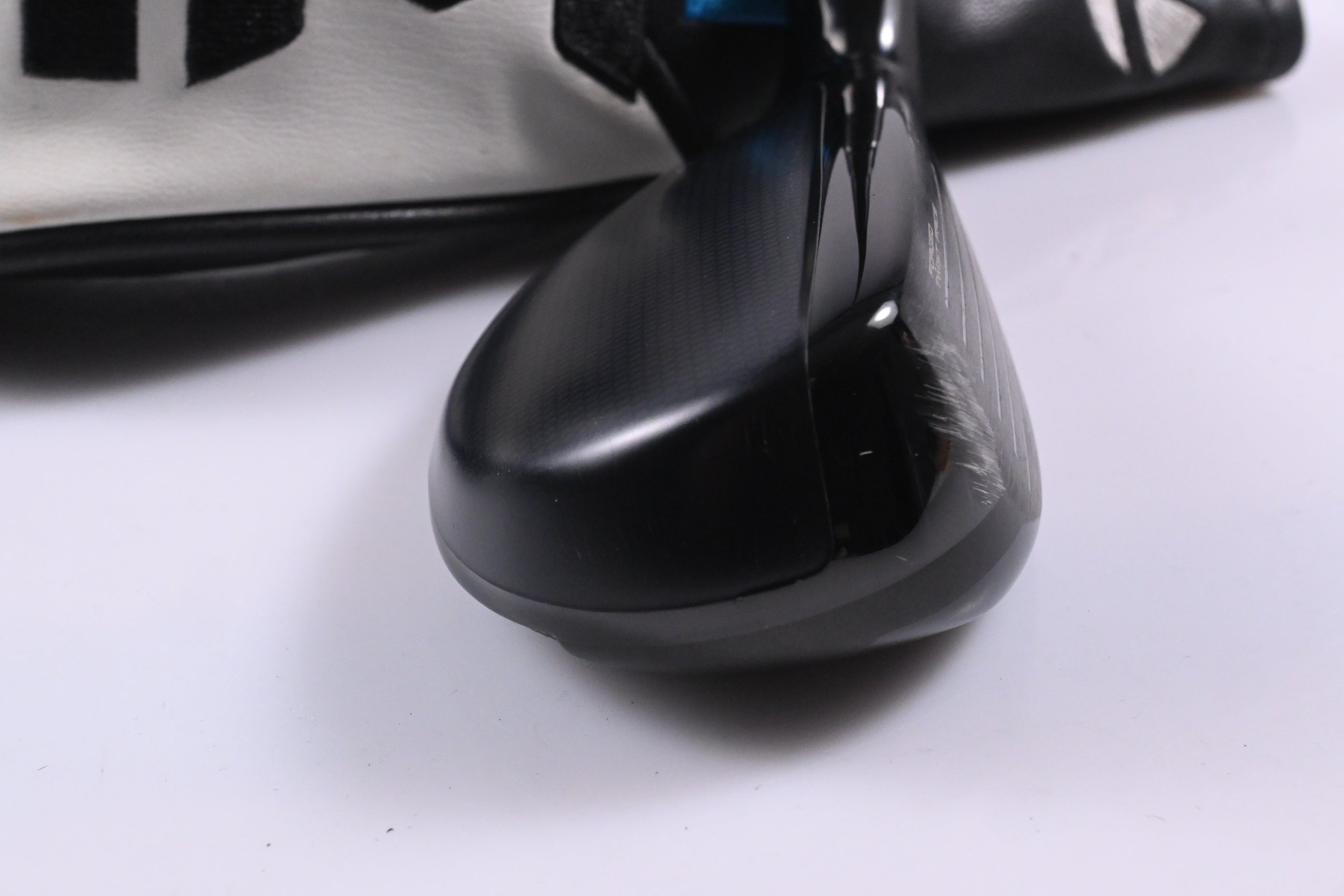 Taylormade SIM2 #3 Hybrid / 19.5 Degree / Stiff Flex Tensei AV Raw Blue 80 Shaft