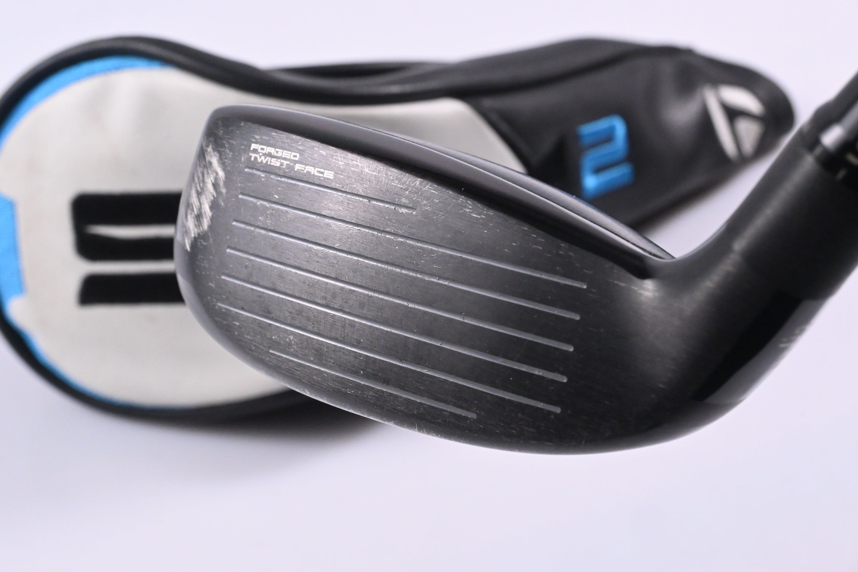 Taylormade SIM2 #3 Hybrid / 19.5 Degree / Stiff Flex Tensei AV Raw Blue 80 Shaft