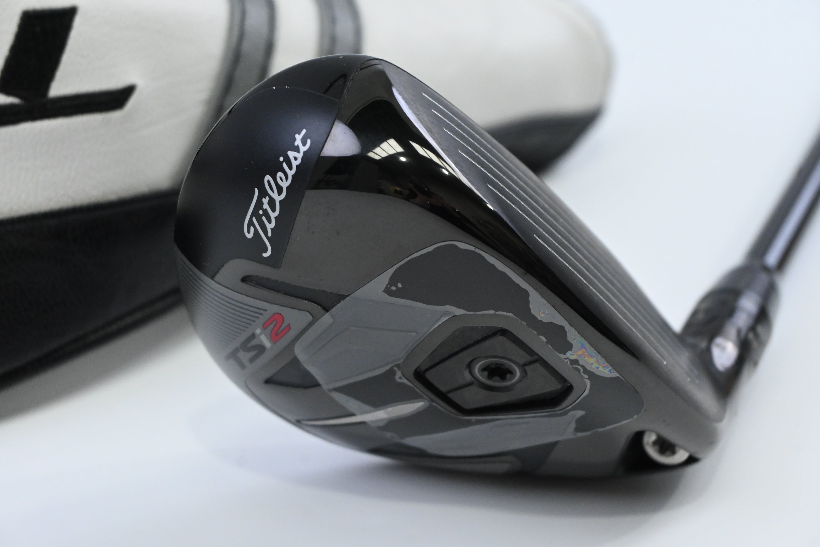 Titleist TSi2 #4 Hybrid / 21 Degree / Stiff Flex Tensei AV Raw Blue 65 Shaft