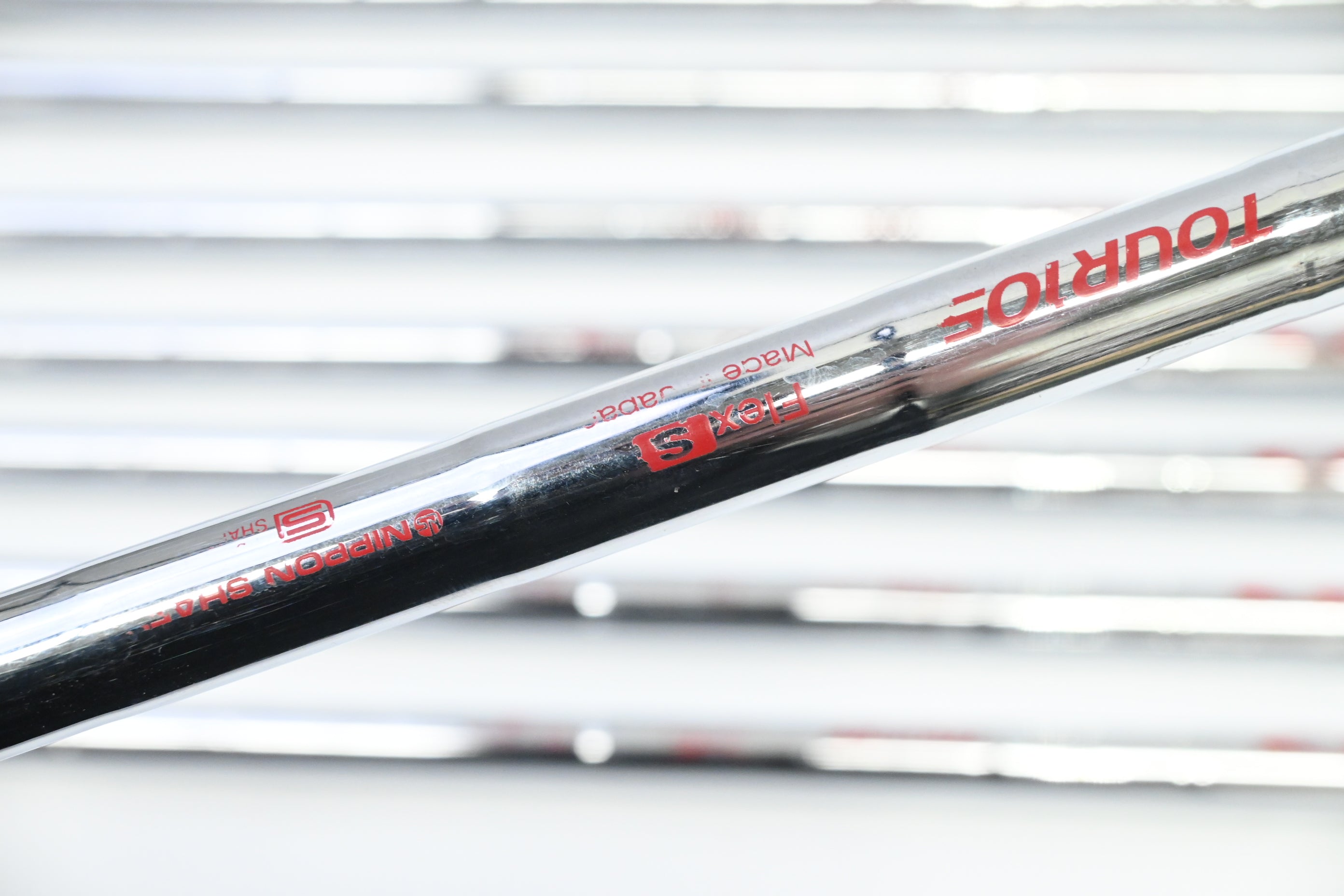 Left Hand Ping G425 Irons / 5-PW+UW+SW+LW / Green Dot / Stiff Flex NS Pro Modus3