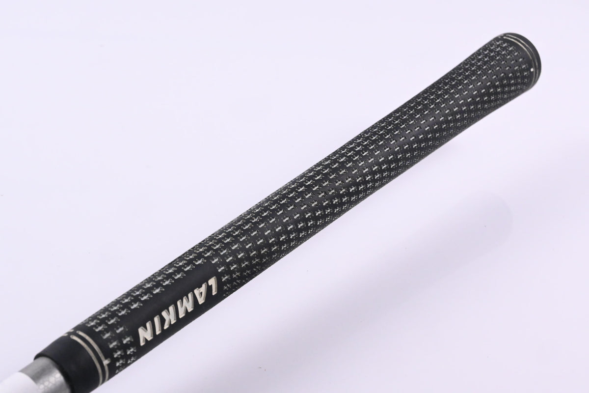 Titleist 915 F #3 Wood / 15 Degree / Regular Flex Diamana M+ 60 Shaft