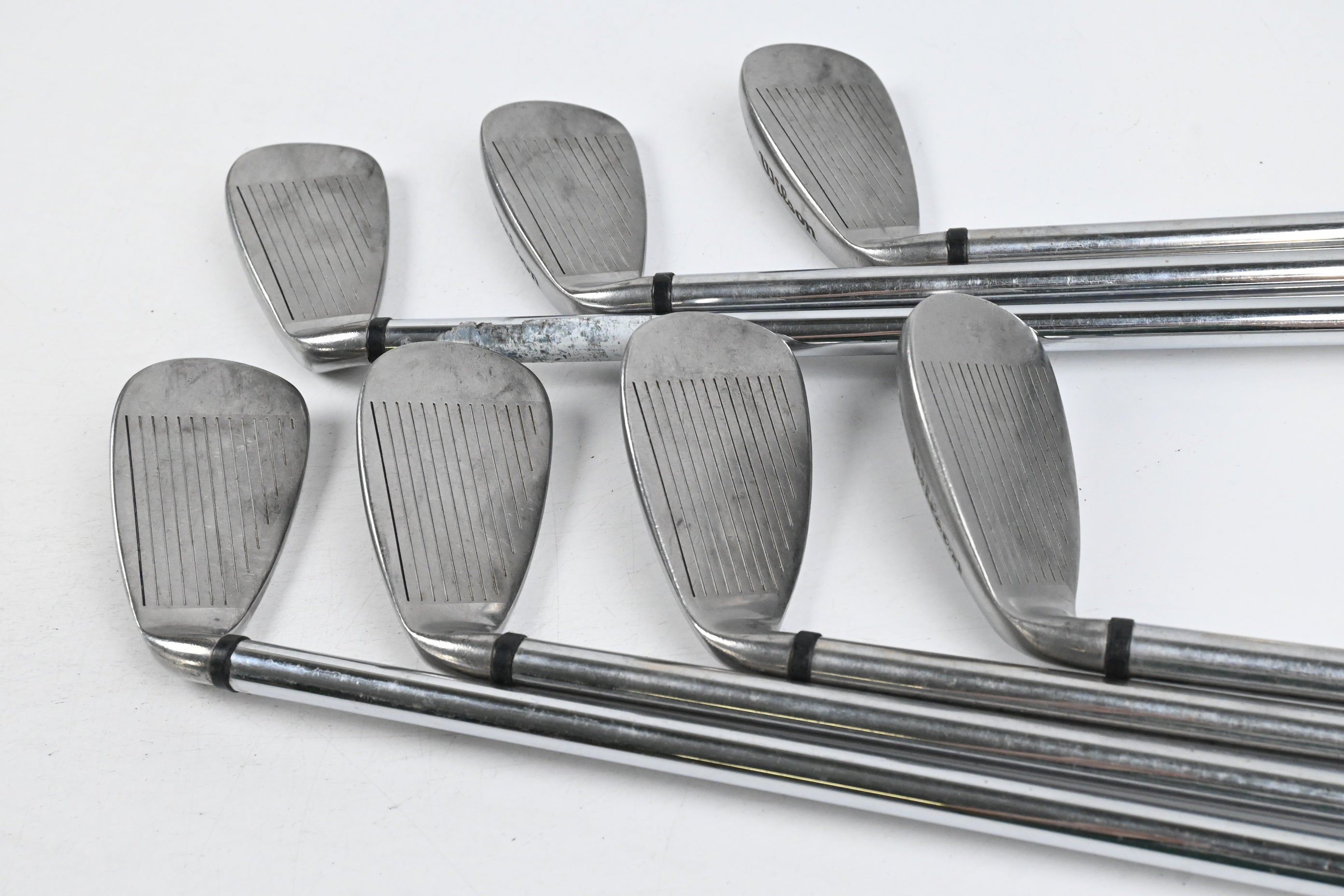 Wilson Deep Red Irons / 5-PW+SW / Uniflex Wilson Deep Red Shafts