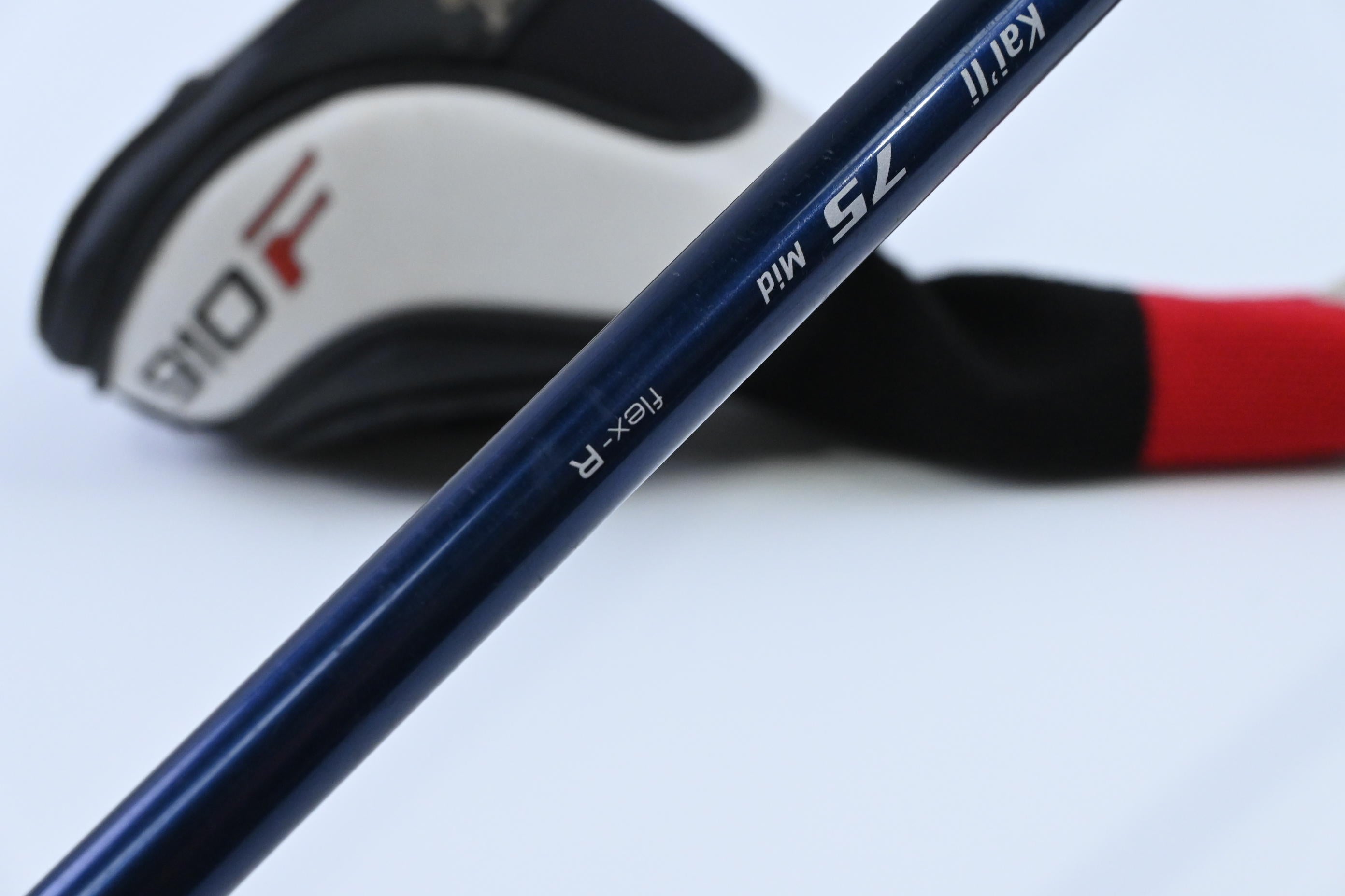 Titleist 910 F #3 Wood / 15 Degree / Regular Flex Diamana Kai'li 75 Shaft