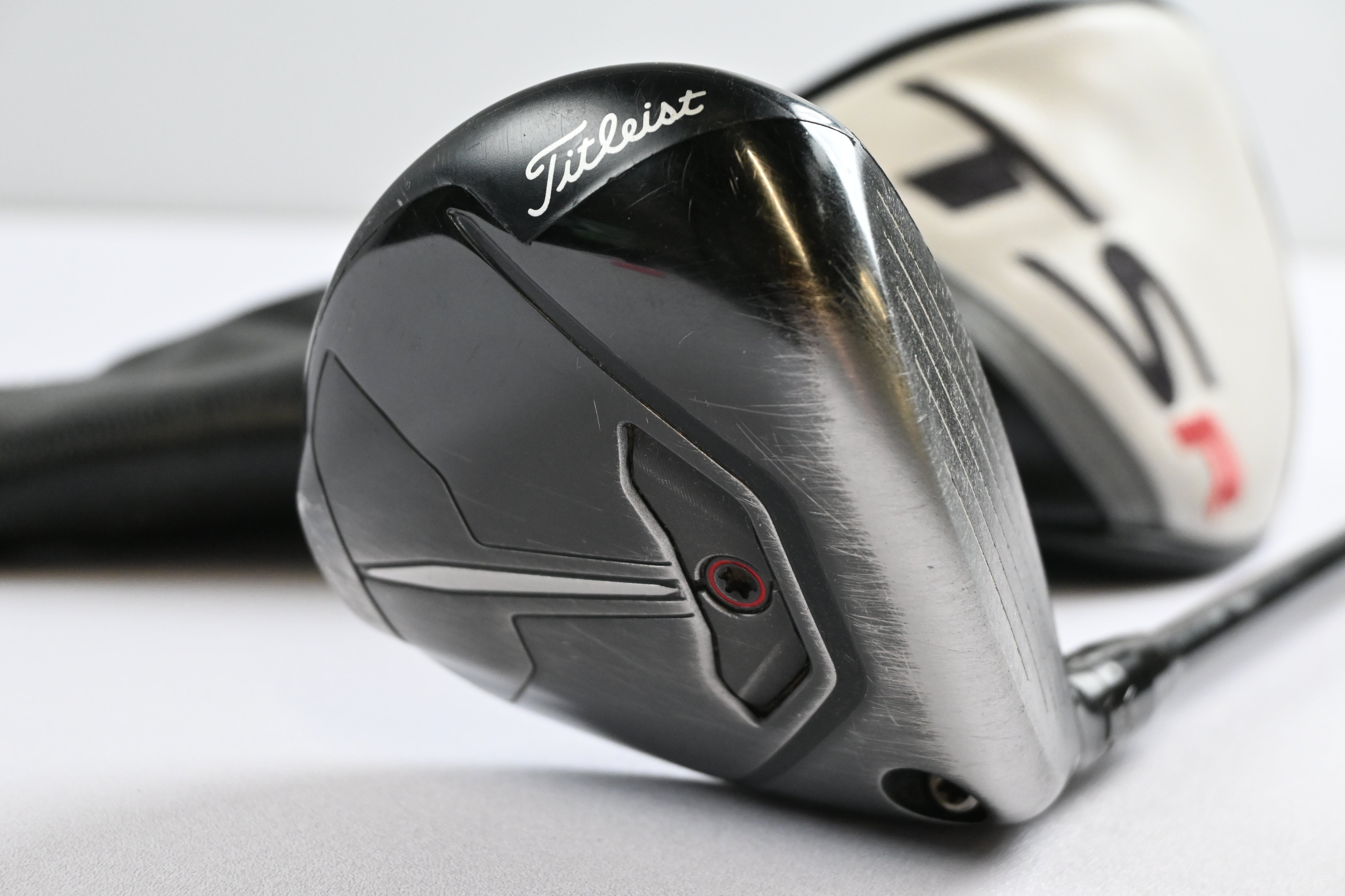Titleist TSR2 #3 Wood / 15 Degree / Regular Flex Tensei AV Series Blue 65 Shaft