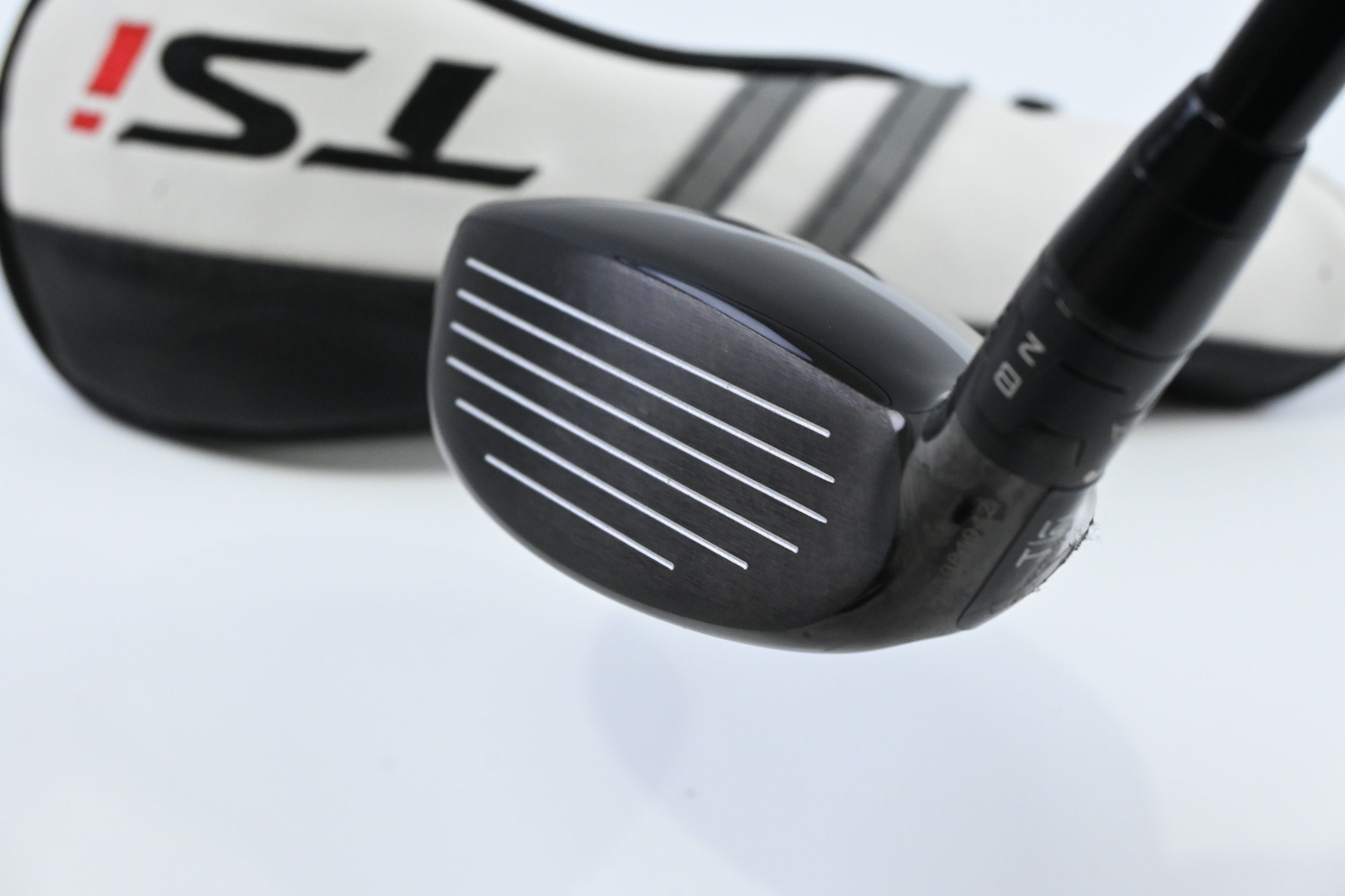 Titleist TSi2 #4 Hybrid / 21 Degree / Stiff Flex Tensei AV Raw Blue 65 Shaft
