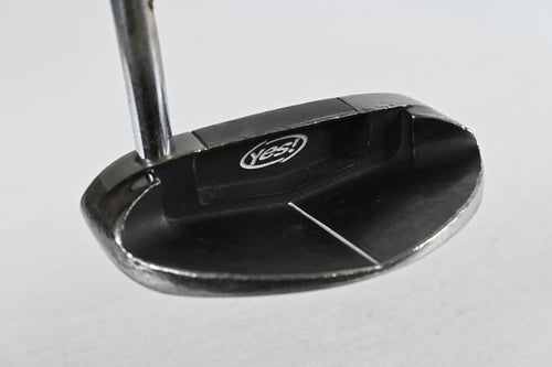 Yes! C-Groove Victoria II Putter / 35 Inch