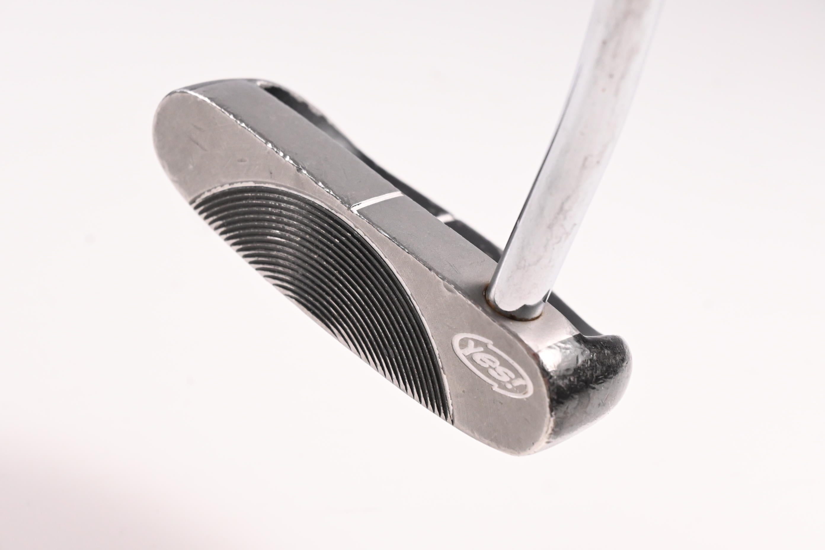 Yes! C-Groove Marilyn Putter / 34 Inch