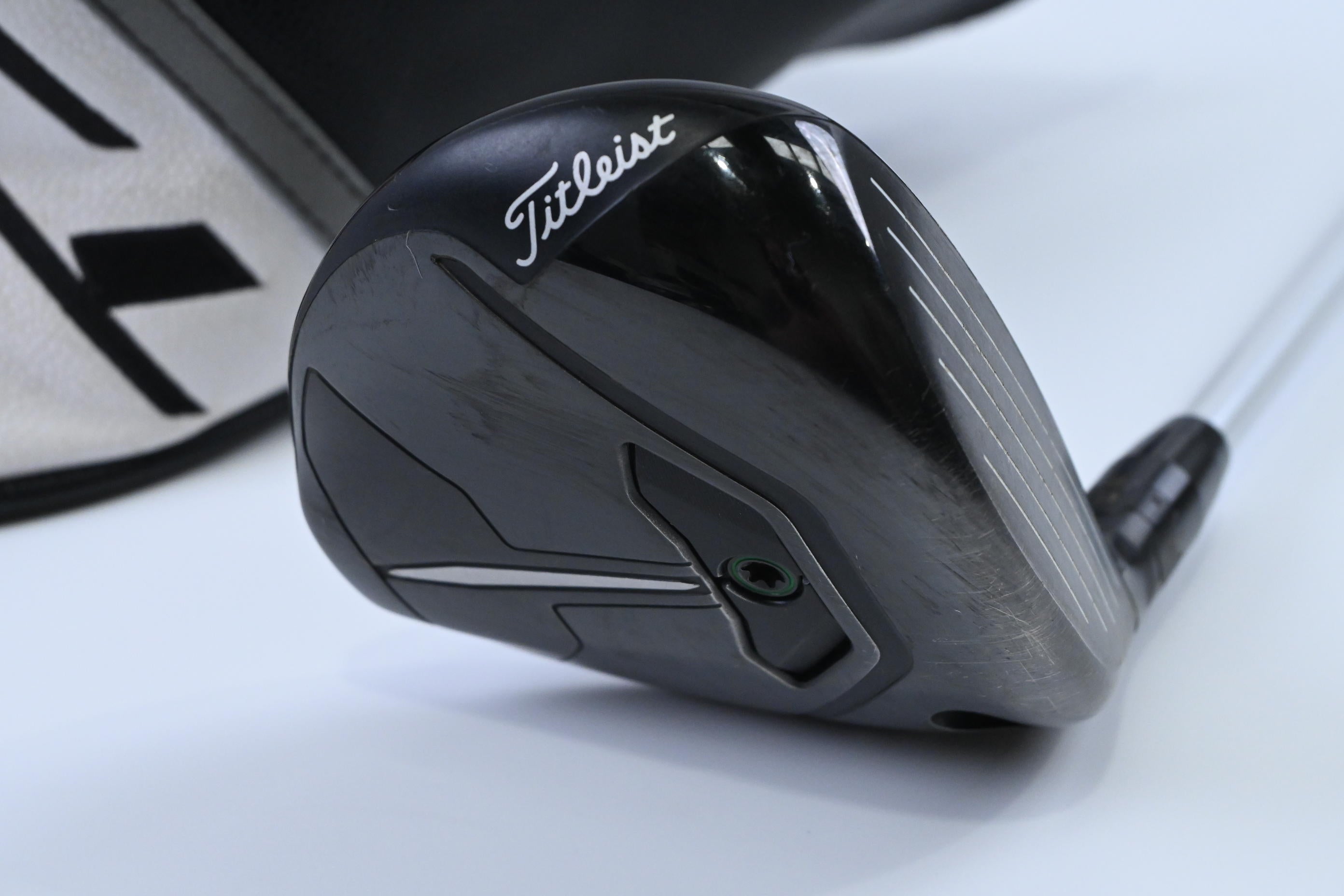 Titleist TSR2 #5 Wood / 18 Degree / Senior Flex Aldila Ascent Ultralight 40