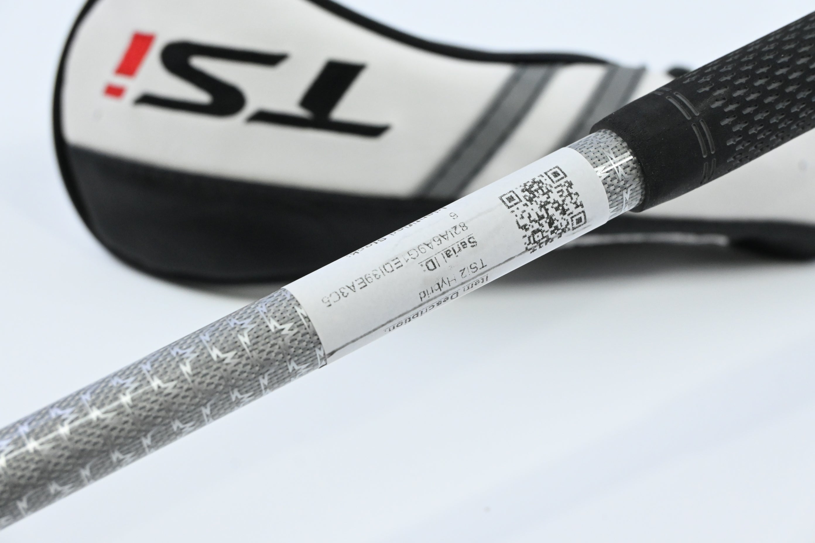 Titleist TSi2 #4 Hybrid / 21 Degree / Stiff Flex Tensei AV Raw Blue 65 Shaft
