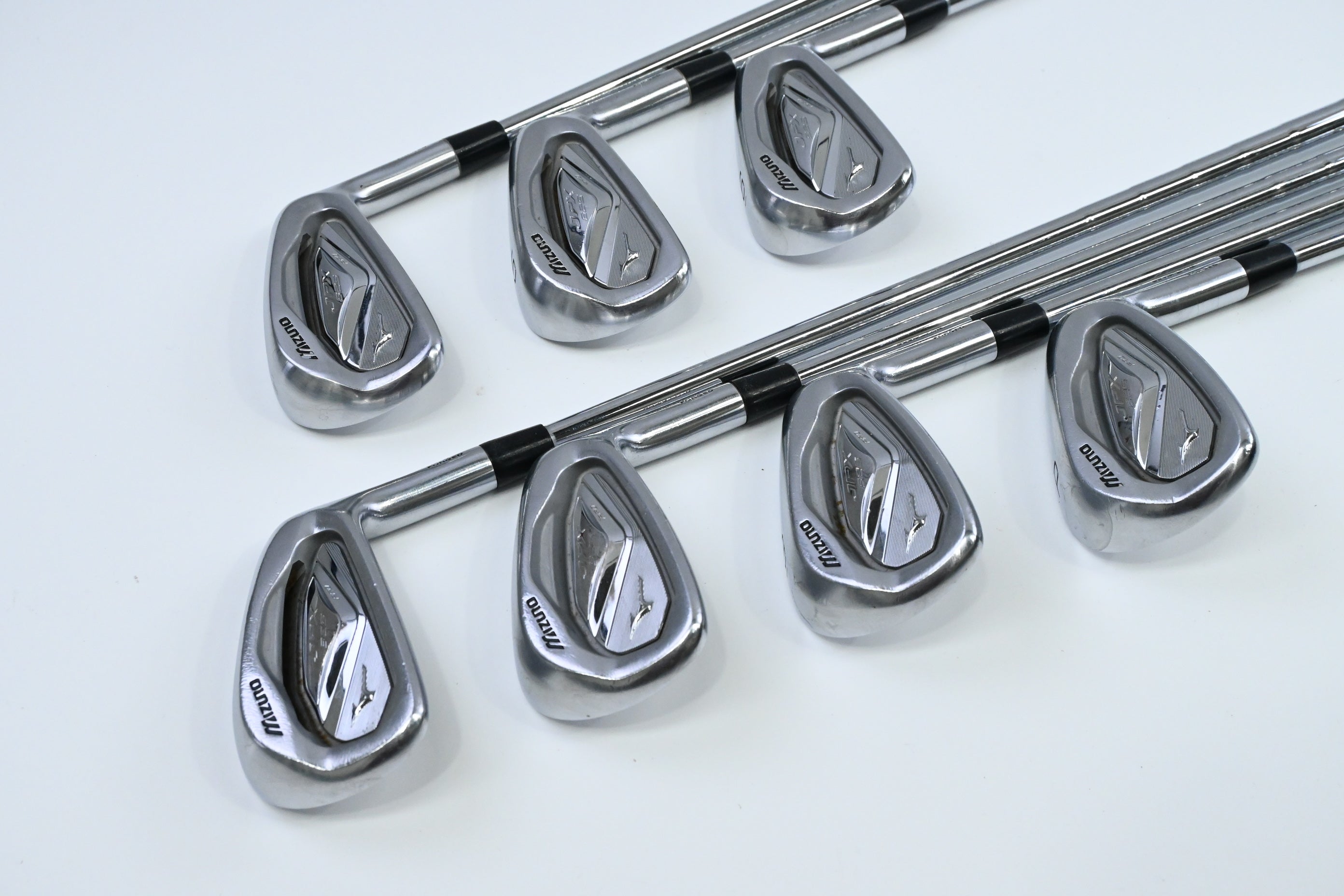 Mizuno JPX 825 Pro Irons / 4-PW / Regular Flex NS Pro 850GH Shafts