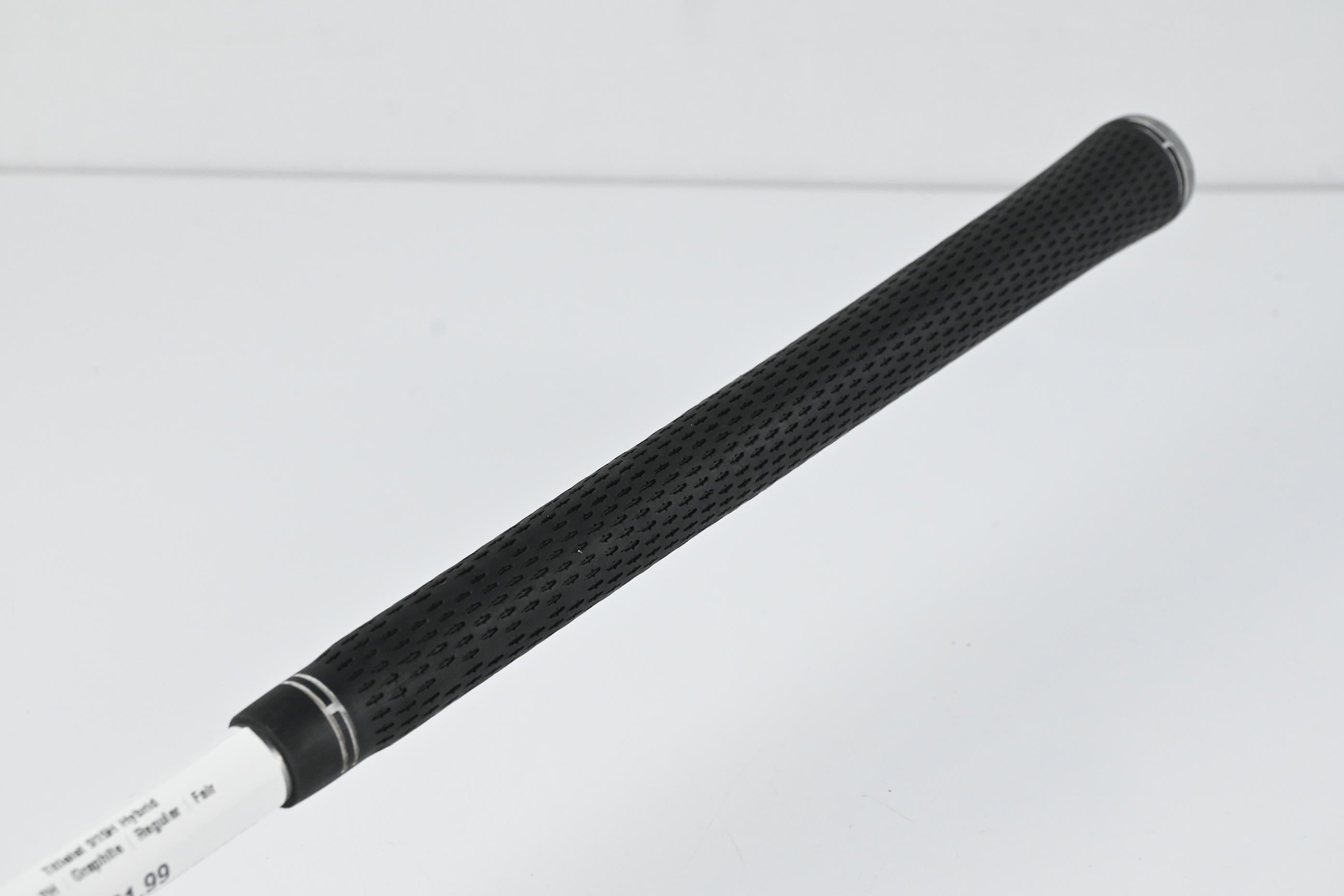 Titleist 915H #2 Hybrid / 17.5 Degree / Regular Flex Diamana S+70 Shaft