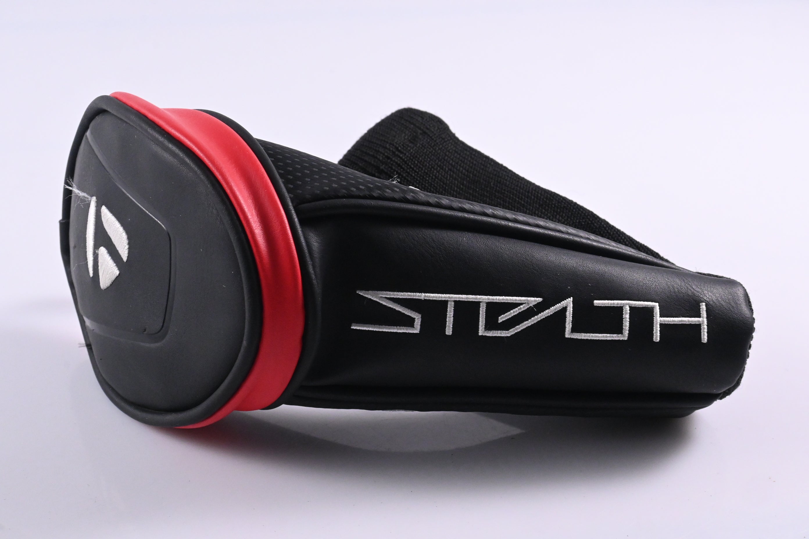Taylormade Stealth Plus #3 Hybrid / 19.5 Degree / Stiff Flex Hzrdus Smoke Red
