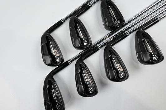 Cleveland CG Black Irons / 4-PW / Regular Flex NS Pro 850 GH Shafts