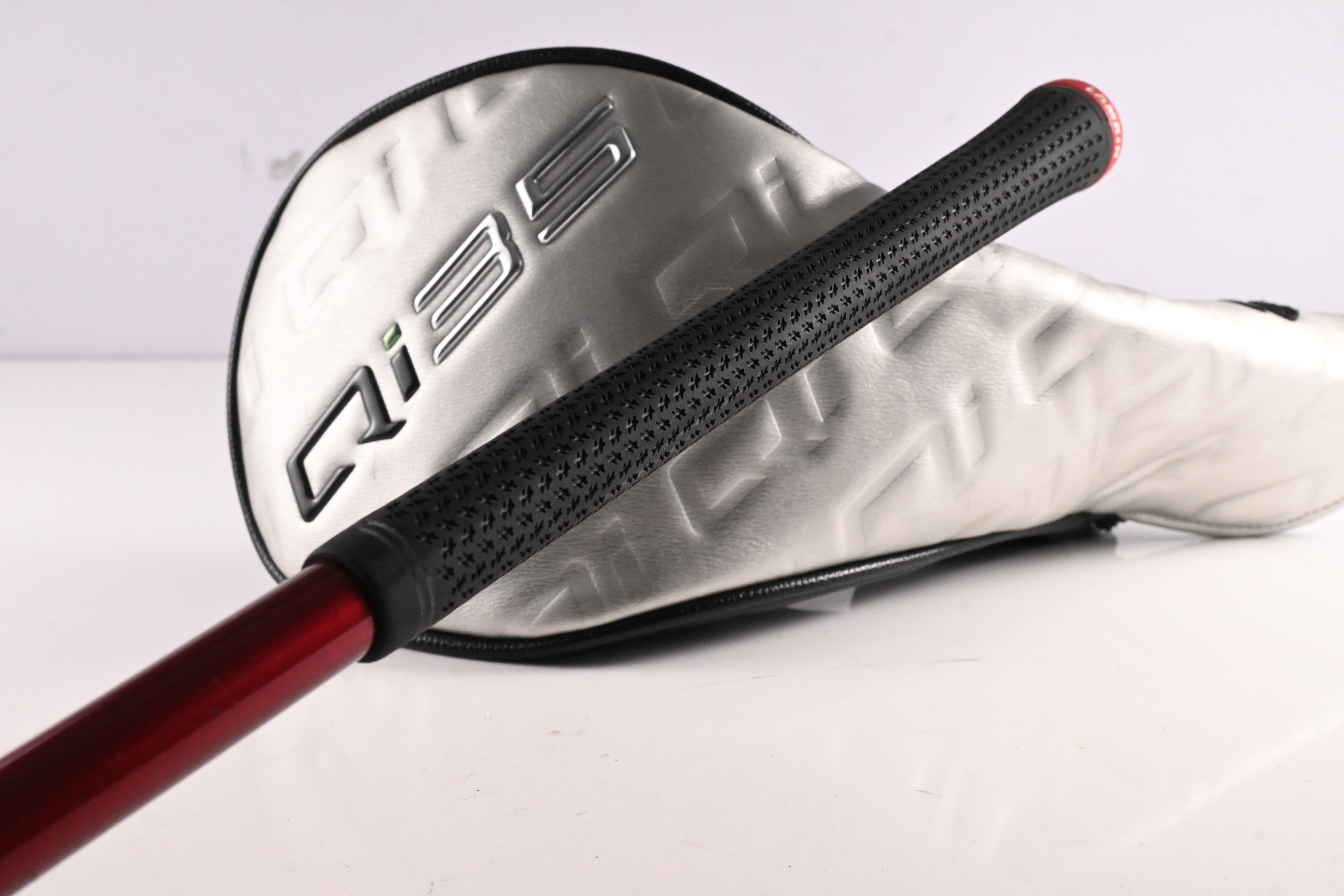 Taylormade Qi35 Driver / 9 Degree / X-Flex HZRDUS Smoke Red RDX 60 Shaft