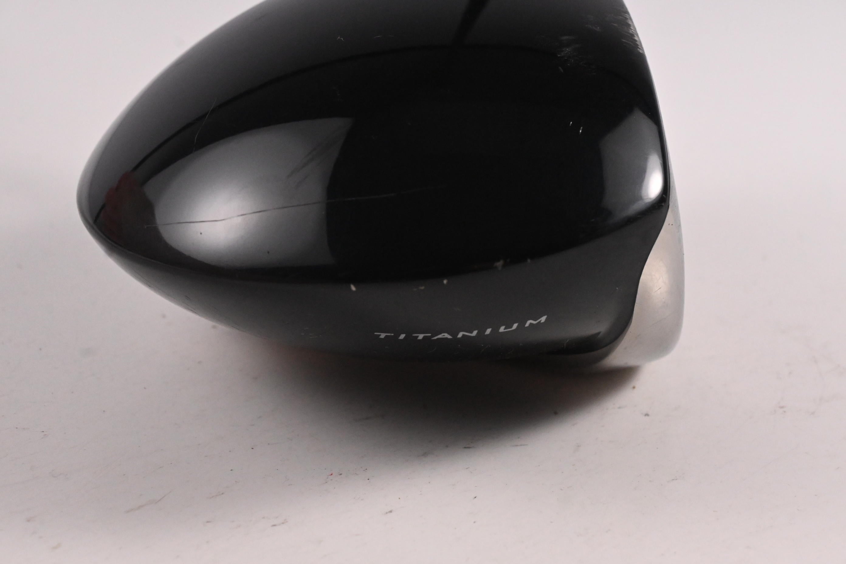 Taylormade R580 XD Driver / 10.5 Degree / Regular Flex Voodoo FW Shaft