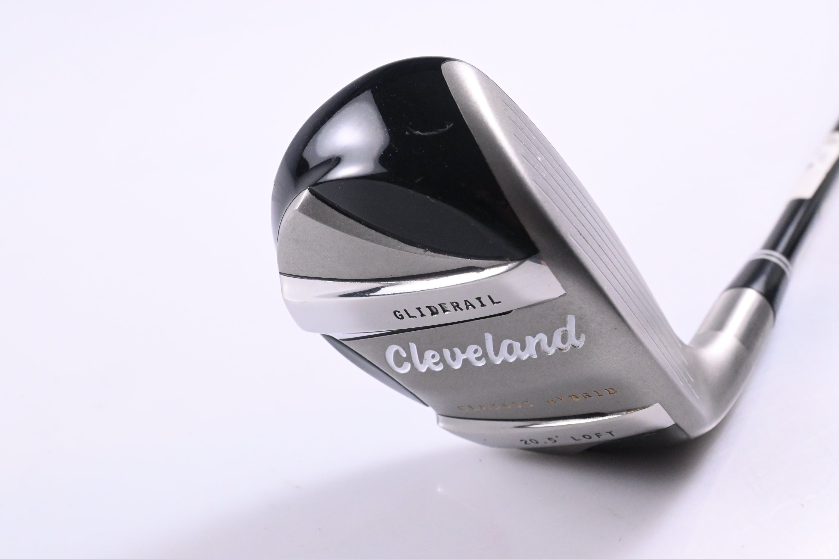 Cleveland Classic #3 Hybrid / 20.5 Degree / Regular Flex Matrix Ozik Xcon-6