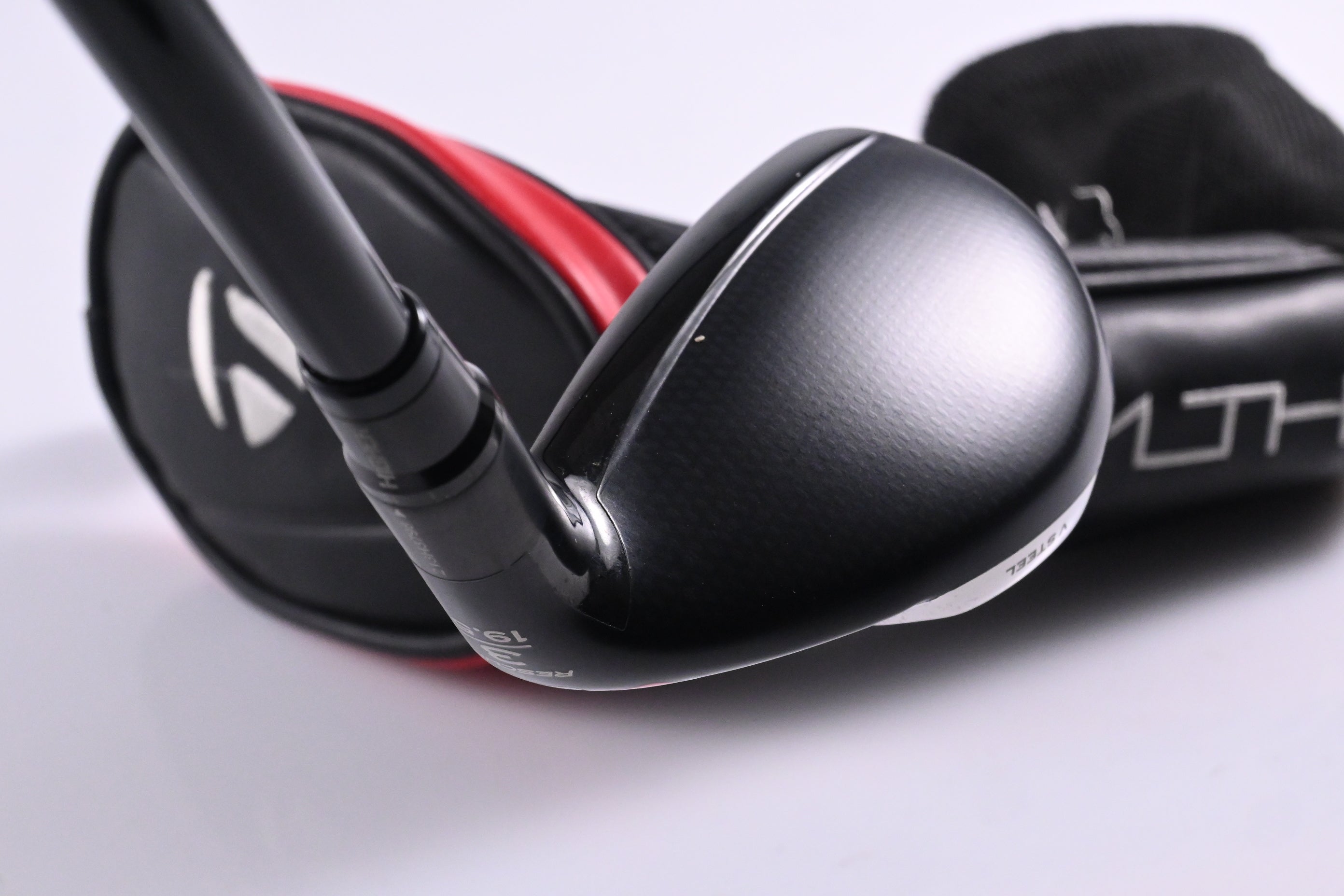 Taylormade Stealth Plus #3 Hybrid / 19.5 Degree / Stiff Flex Hzrdus Smoke Red