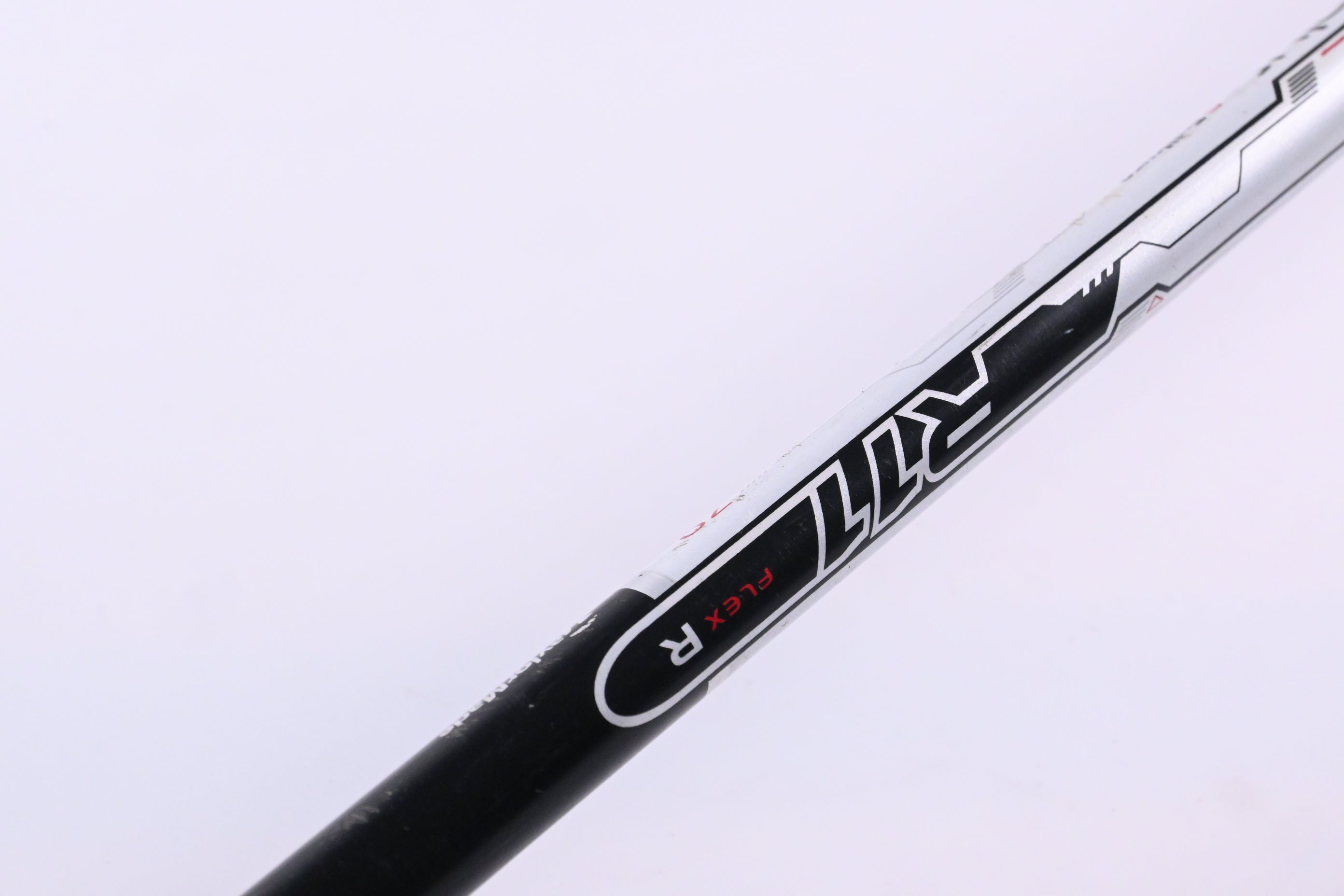 Taylormade R11 #3 Wood / 15.5 Degree / Regular Flex Fujikura Blur 70 Shaft