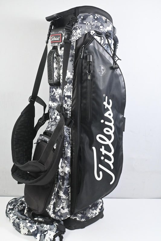 Titleist Players 4+ Stand Bag / 4-Way Divider / Black, Grey Camo