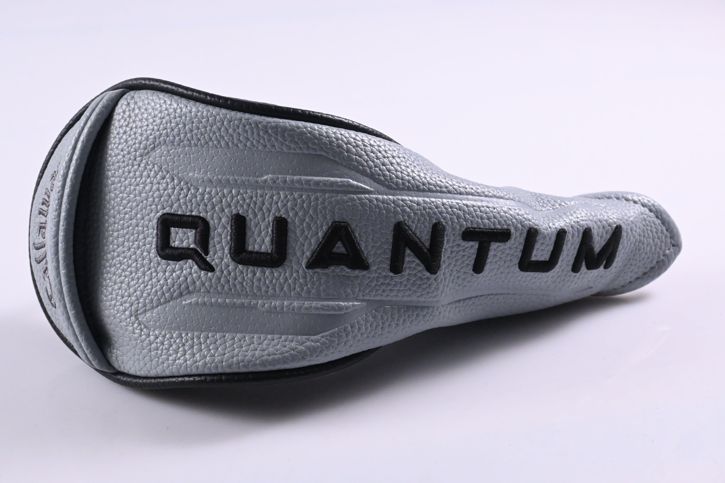 Callaway Quantum Max OS #3 Hybrid / 18 Degree / Regular Flex Denali Frost Silver