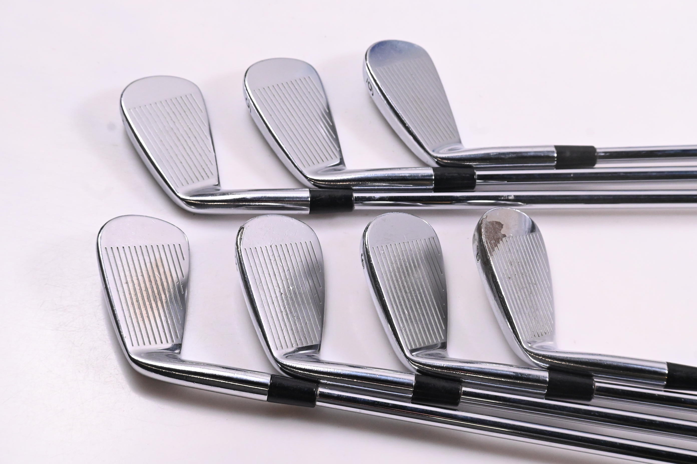 Taylormade Tour Preferred MB 2011 Irons / 4-PW / Stiff Flex Dynamic Gold S300