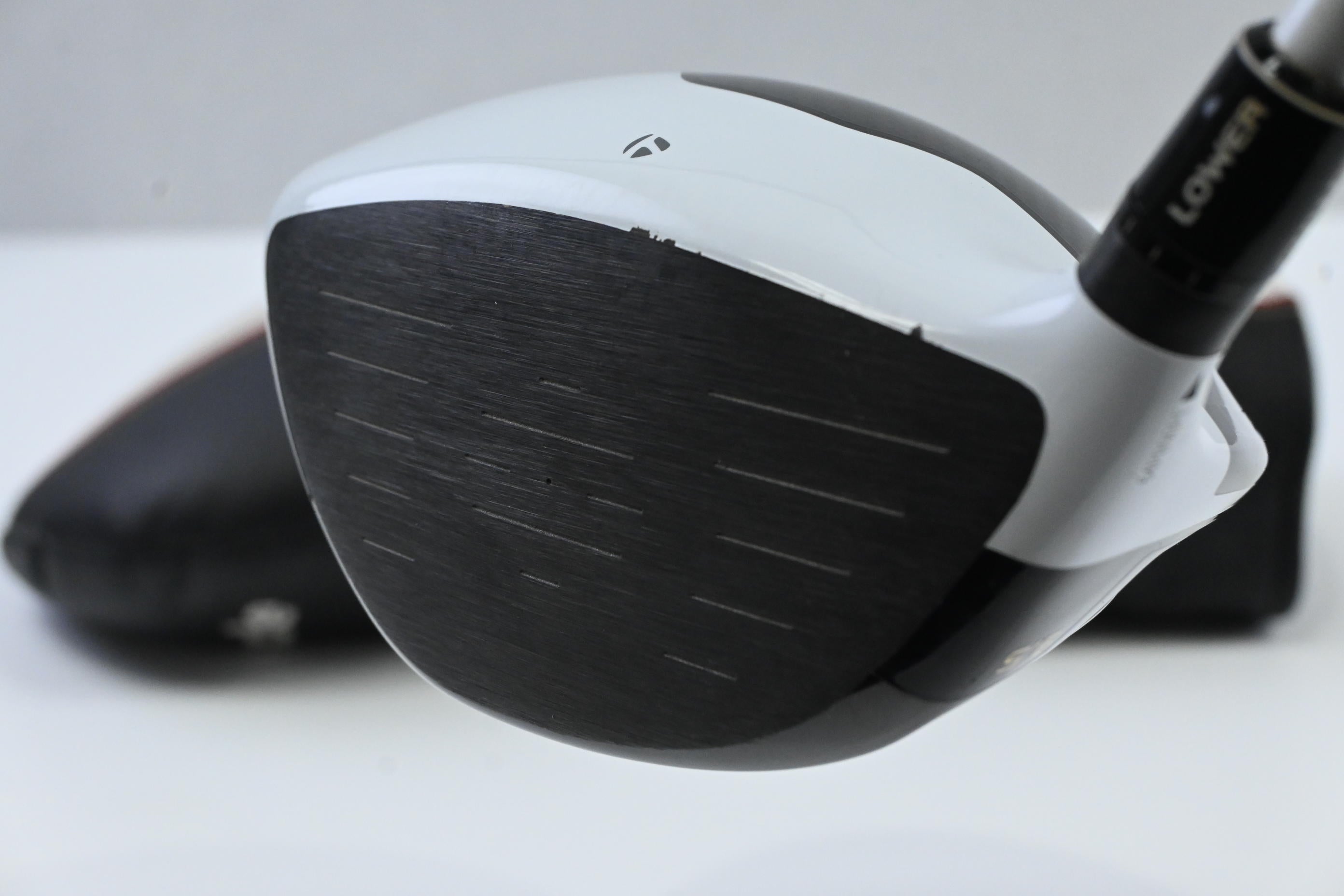 Taylormade M2 2016 Driver / 9.5 Degree / Stiff Flex Aldila Rogue White 70