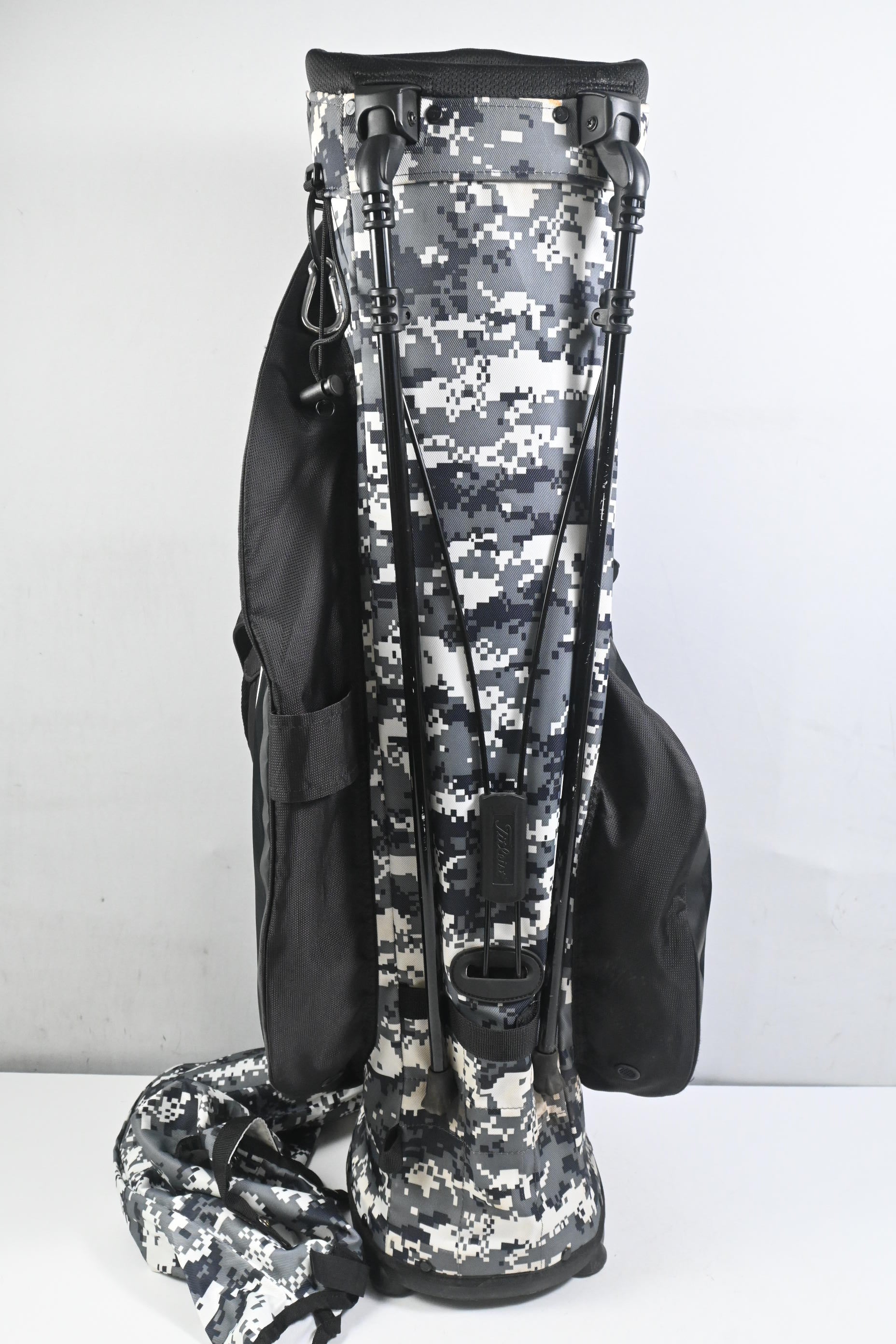 Titleist Players 4+ Stand Bag / 4-Way Divider / Black, Grey Camo