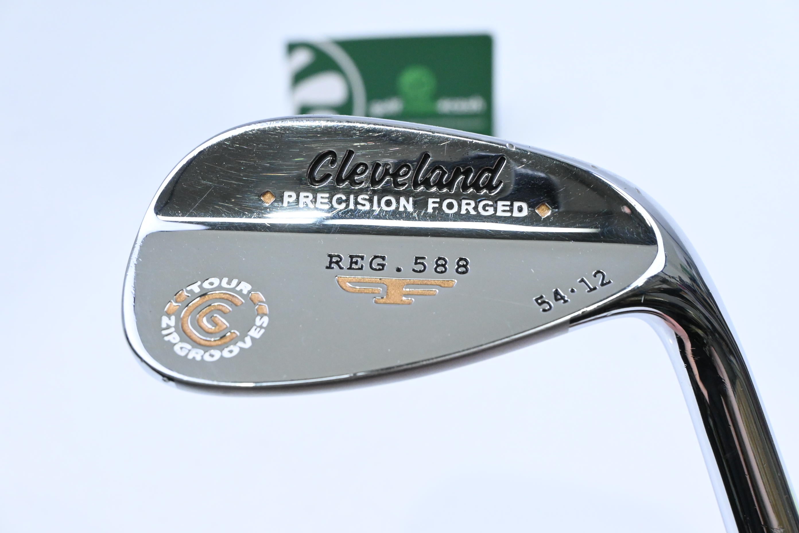 Cleveland 588 Precision Forged Sand Wedge / 54 Degree / Wedge Flex Tour Concept
