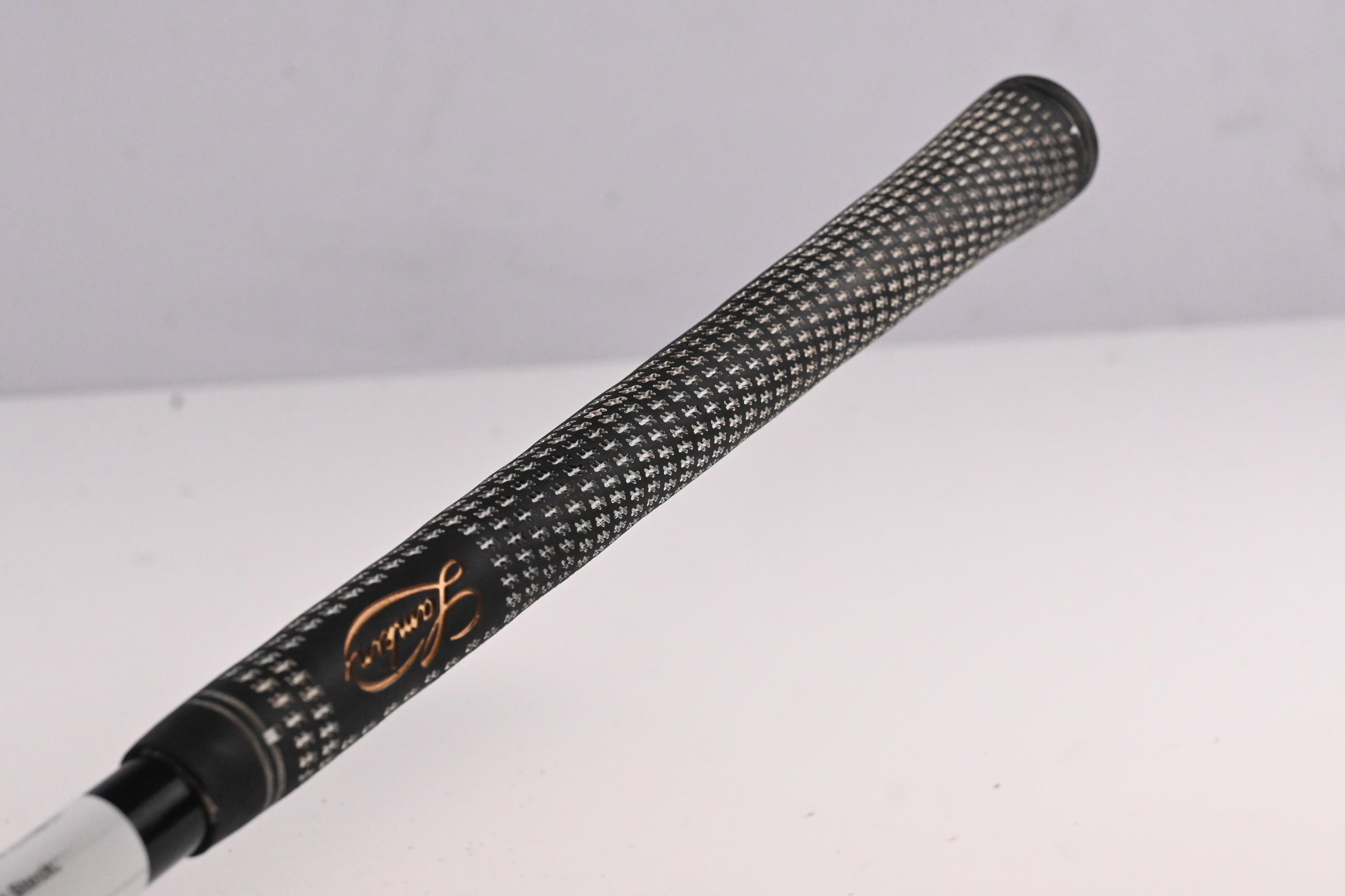 Taylormade R580 XD Driver / 10.5 Degree / Regular Flex Voodoo FW Shaft