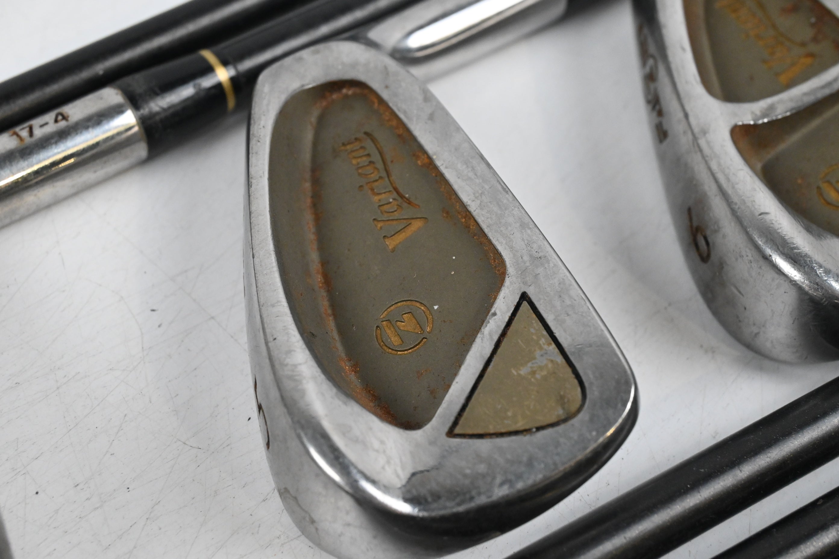 Fazer Variant Irons / 3-PW+SW / Regular Flex Synchro Flex Shafts