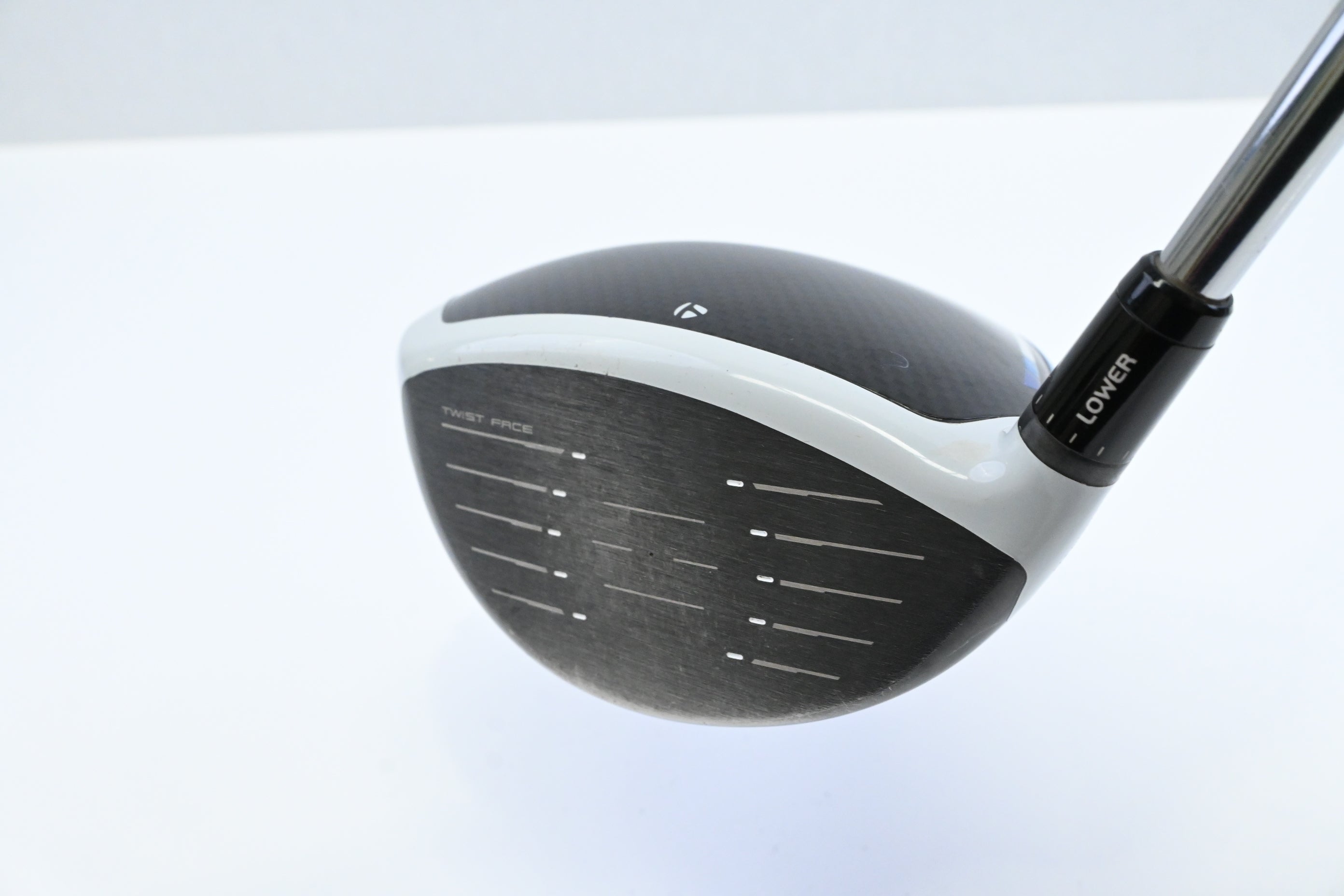 Taylormade SIM2 Max Driver / 10.5 Degree / Regular Flex Accra TZ6 60 Shaft