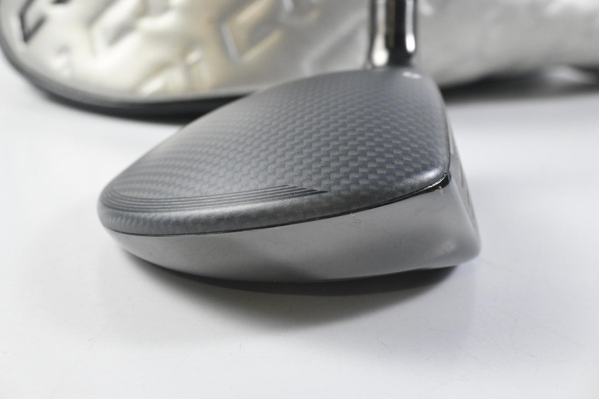 Taylormade Qi35 #5 Wood / 18 Degree / Regular Flex HZRDUS Silver 60 Shaft
