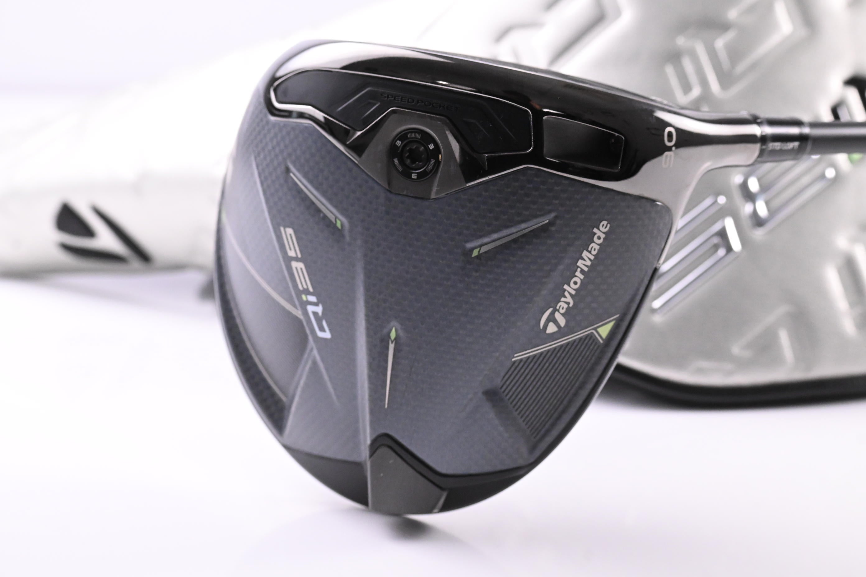 Taylormade Qi35 Driver / 9 Degree / Stiff Flex Fujikura Ventus Blue 5 Shaft