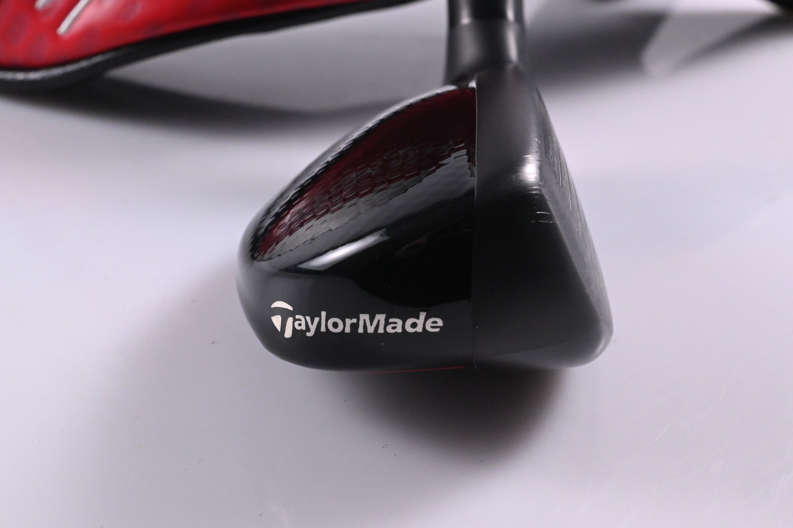 Taylormade Stealth 2 Plus #3 Hybrid / 19.5 Degree / Stiff Flex Kai'li Red 85