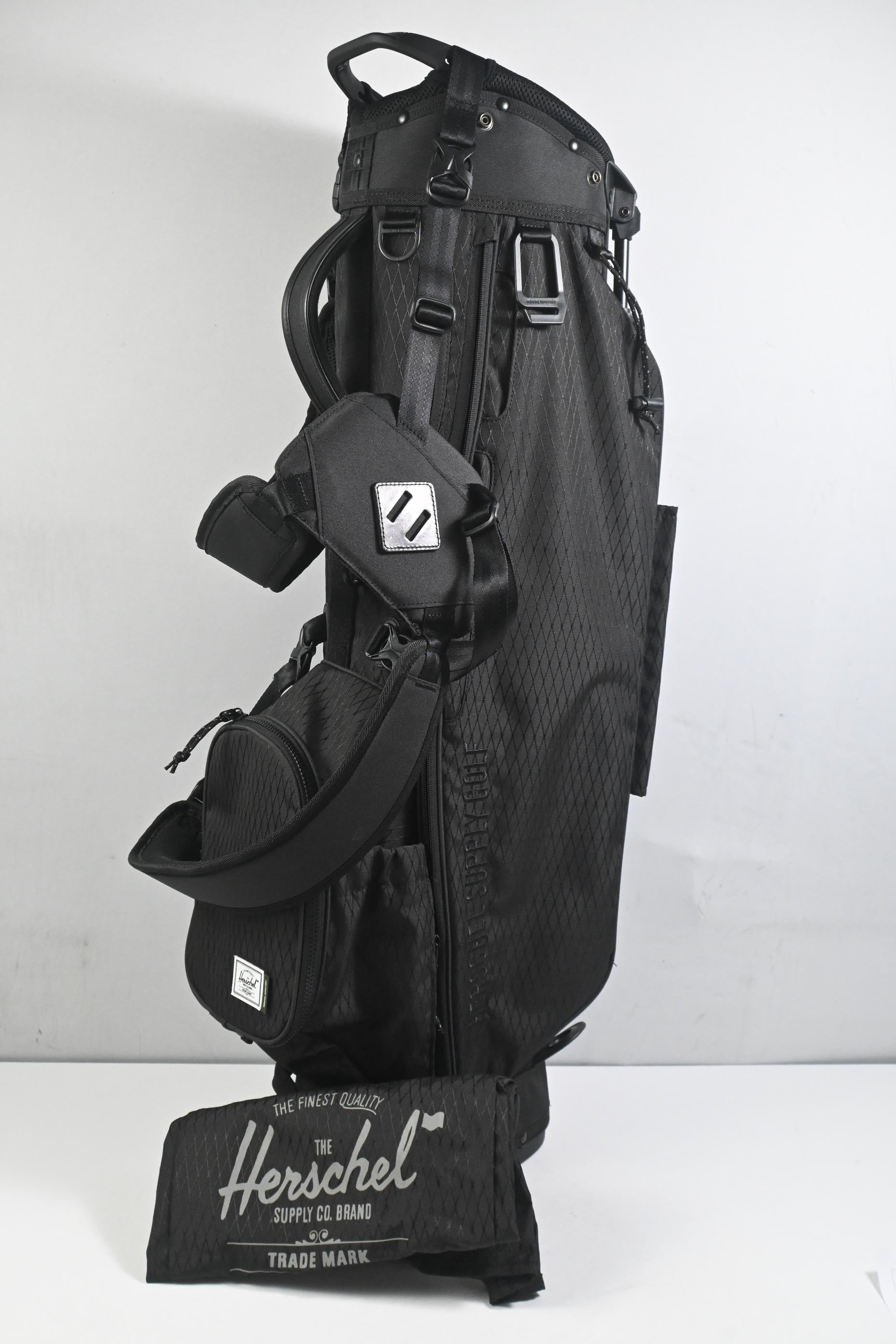Herschel Watt Stand Bag / 3-Way Divider / Black