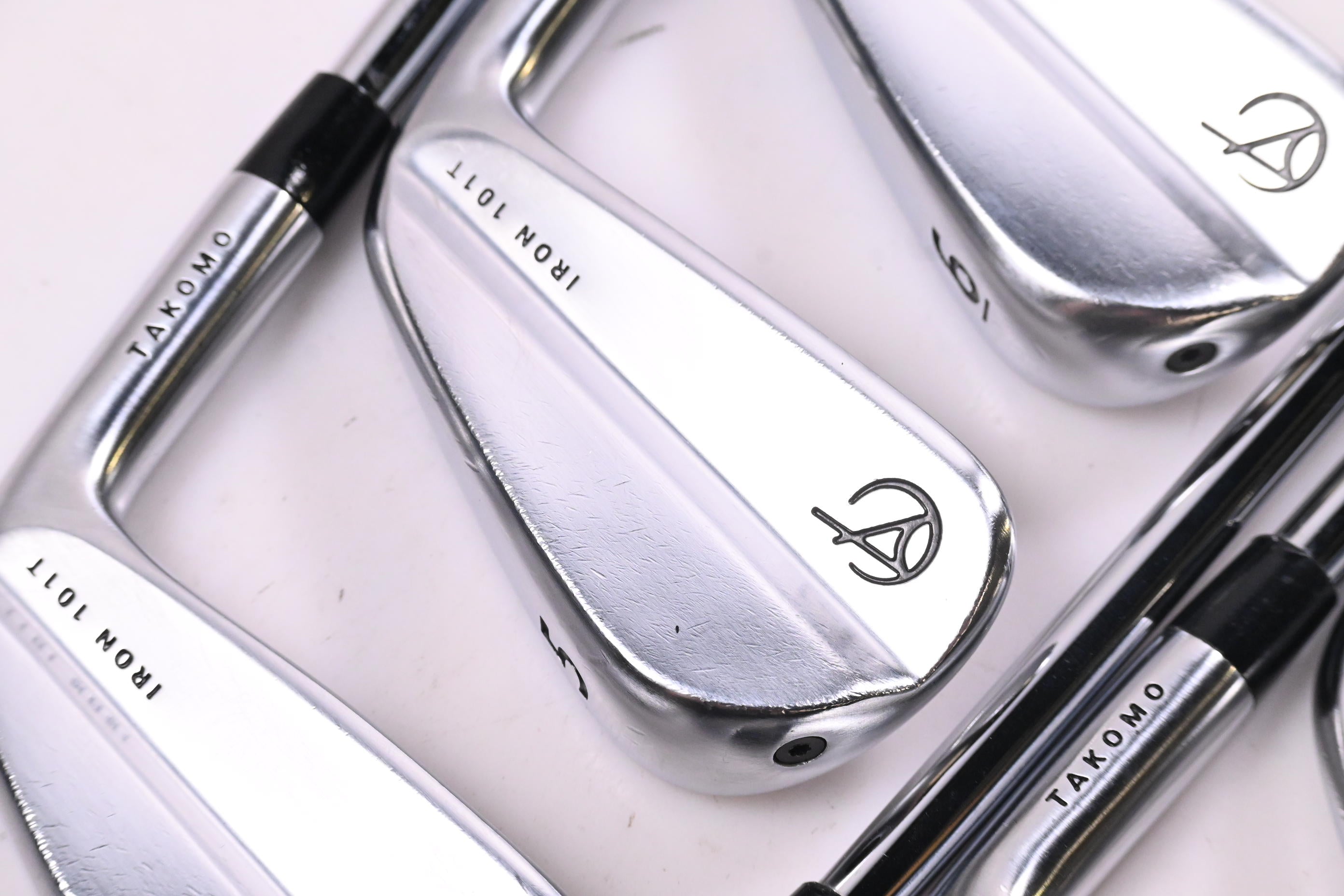 Takomo 101T Irons / 4-PW / X-Flex KBS Tour 130 Shafts