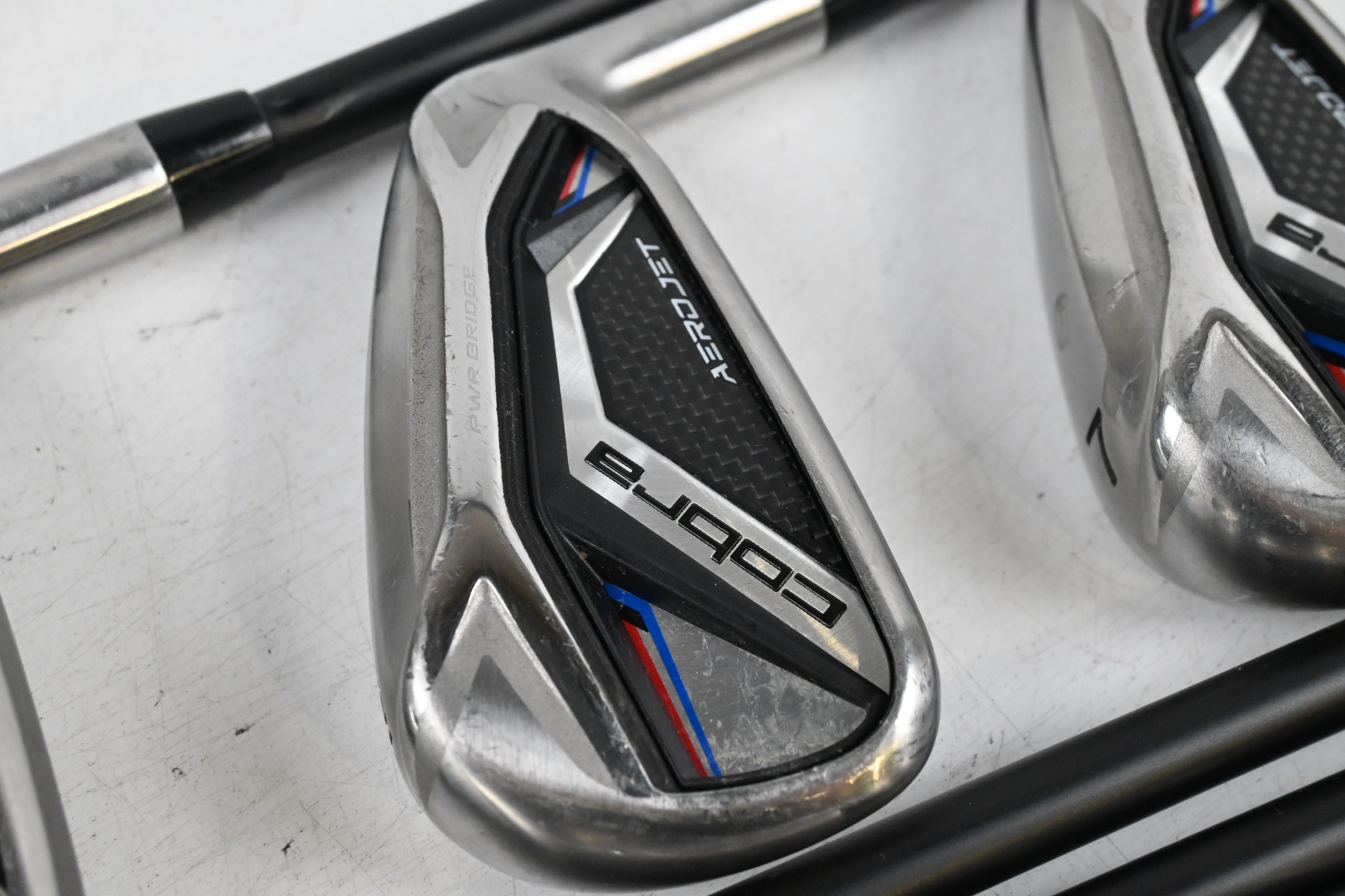 Cobra Aerojet Irons / 5-PW+SW / Senior Flex KBS PGI 65 Shafts