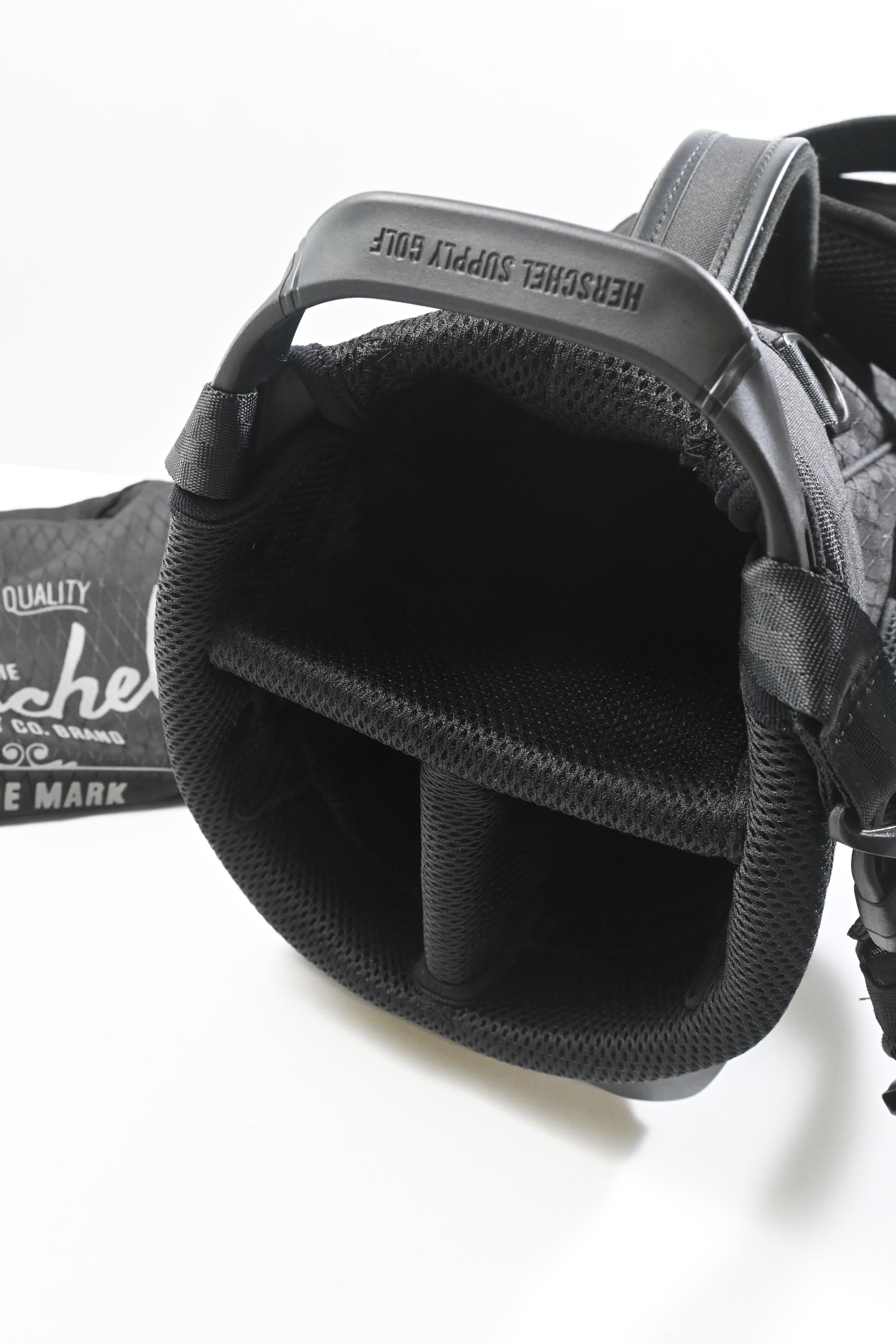 Herschel Watt Stand Bag / 3-Way Divider / Black