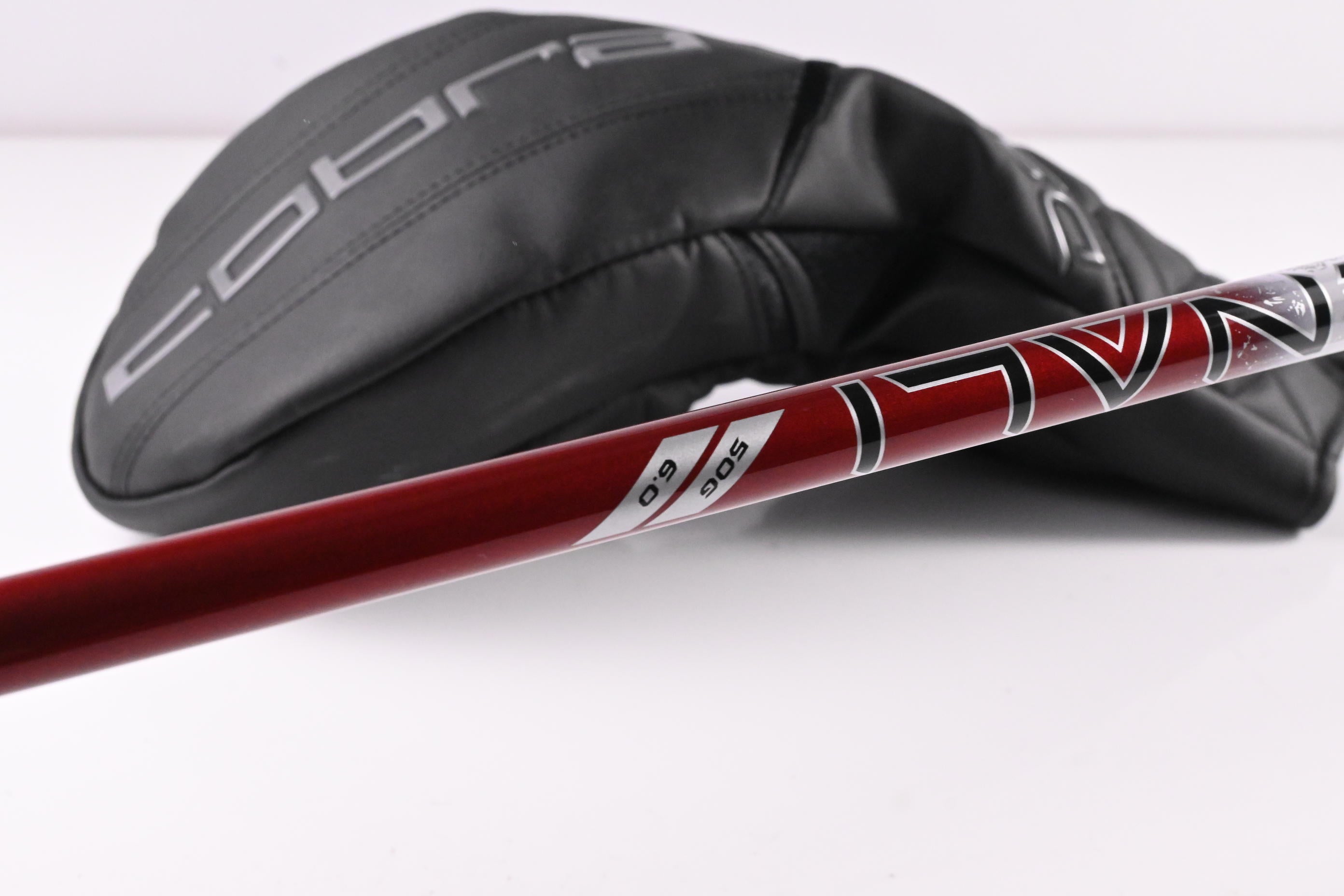 Cobra DS-Adapt MAX-D Driver / 10.5 Degree / Stiff Flex Denali Red 50 Shaft