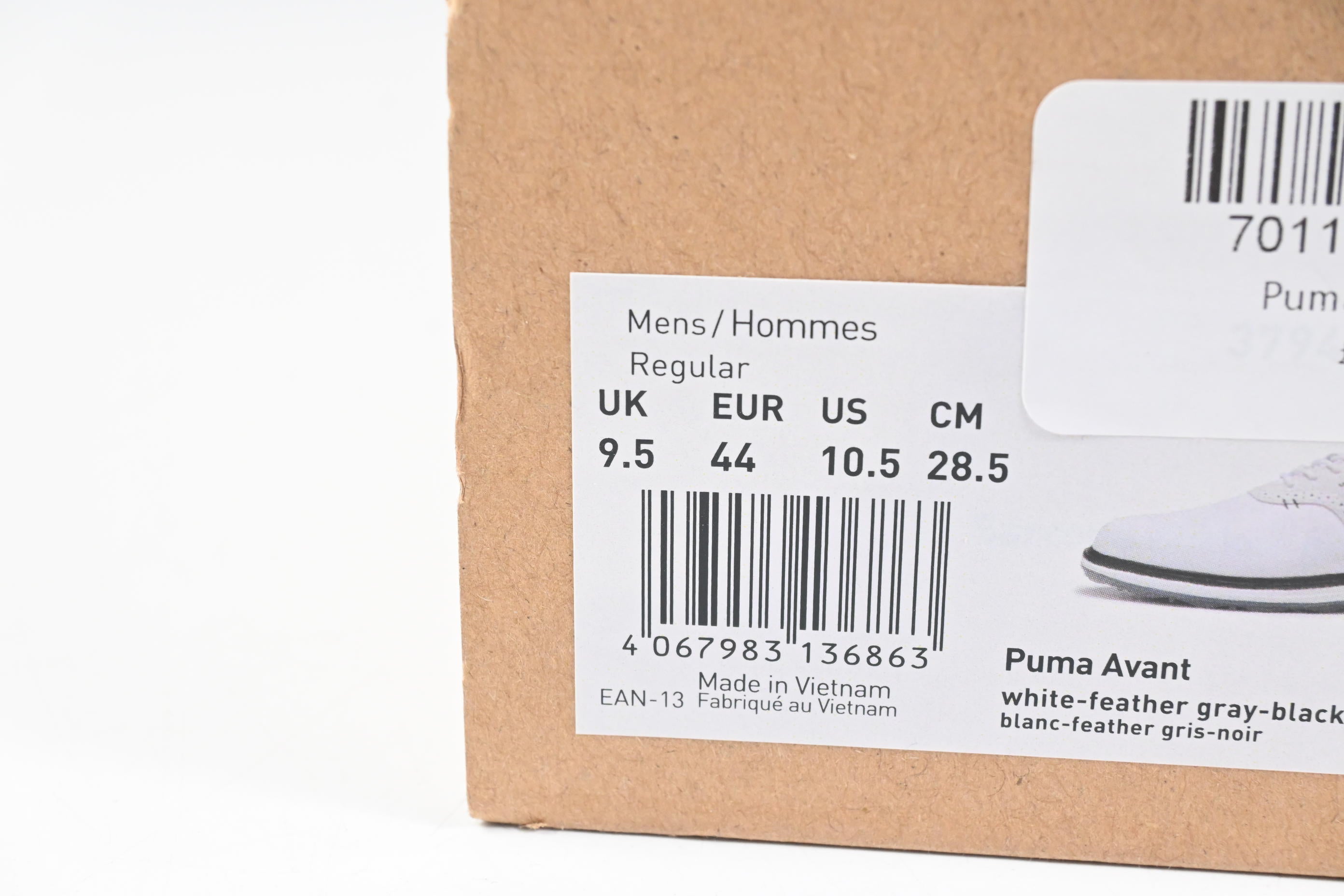 Puma Avant Golf Shoes / Size UK 9.5 / White, Black