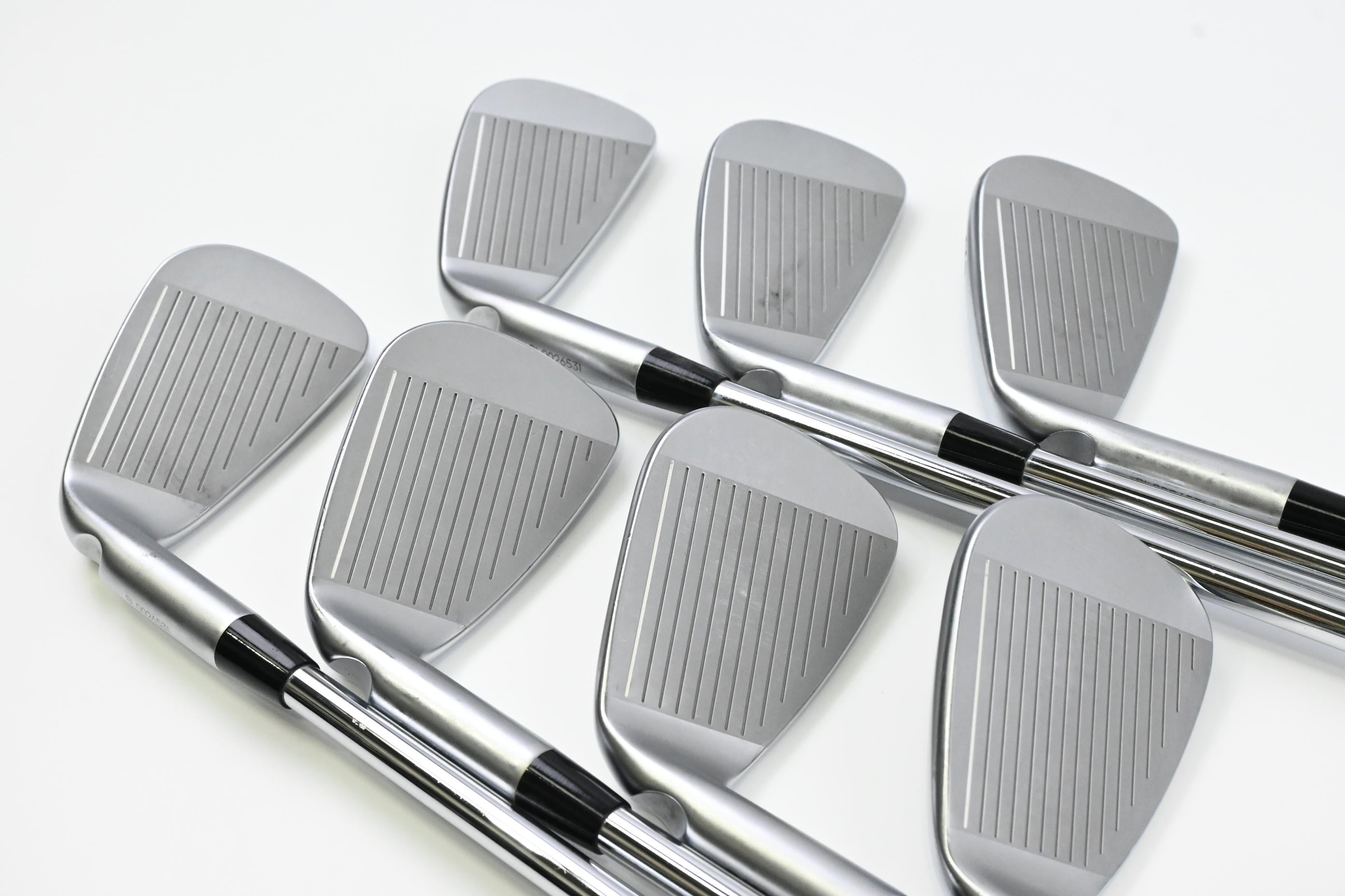 Ping I240 Irons / 4-PW / Blue Dot / Stiff Flex Dynamic Gold Mid 100 S300 Shaft