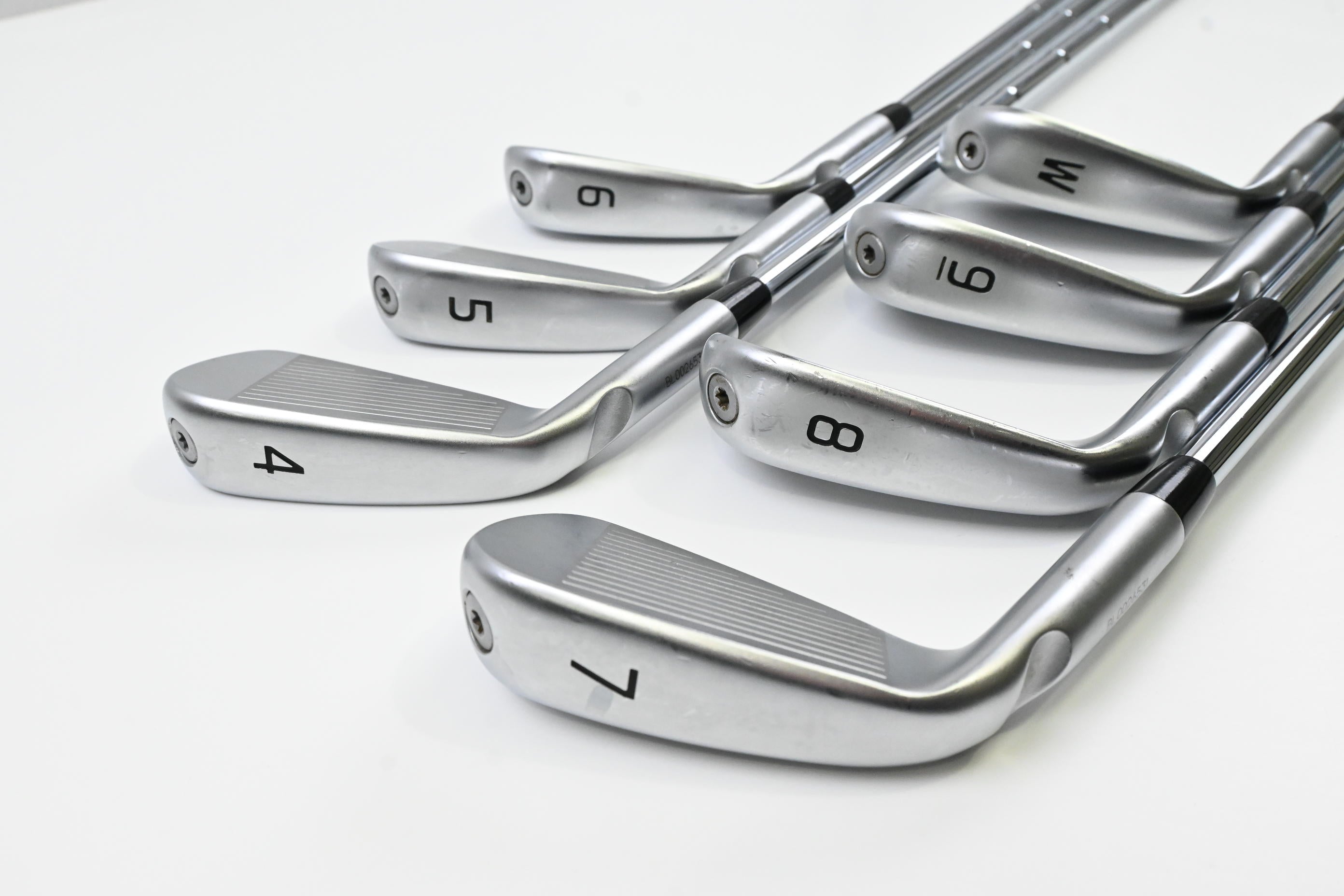 Ping I240 Irons / 4-PW / Blue Dot / Stiff Flex Dynamic Gold Mid 100 S300 Shaft