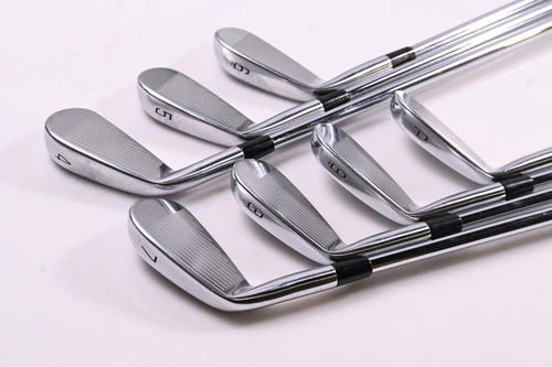 Mizuno Pro 225/223 Irons / 4-PW / Stiff Flex N.S.Pro Modus³ Tour 120 Shafts
