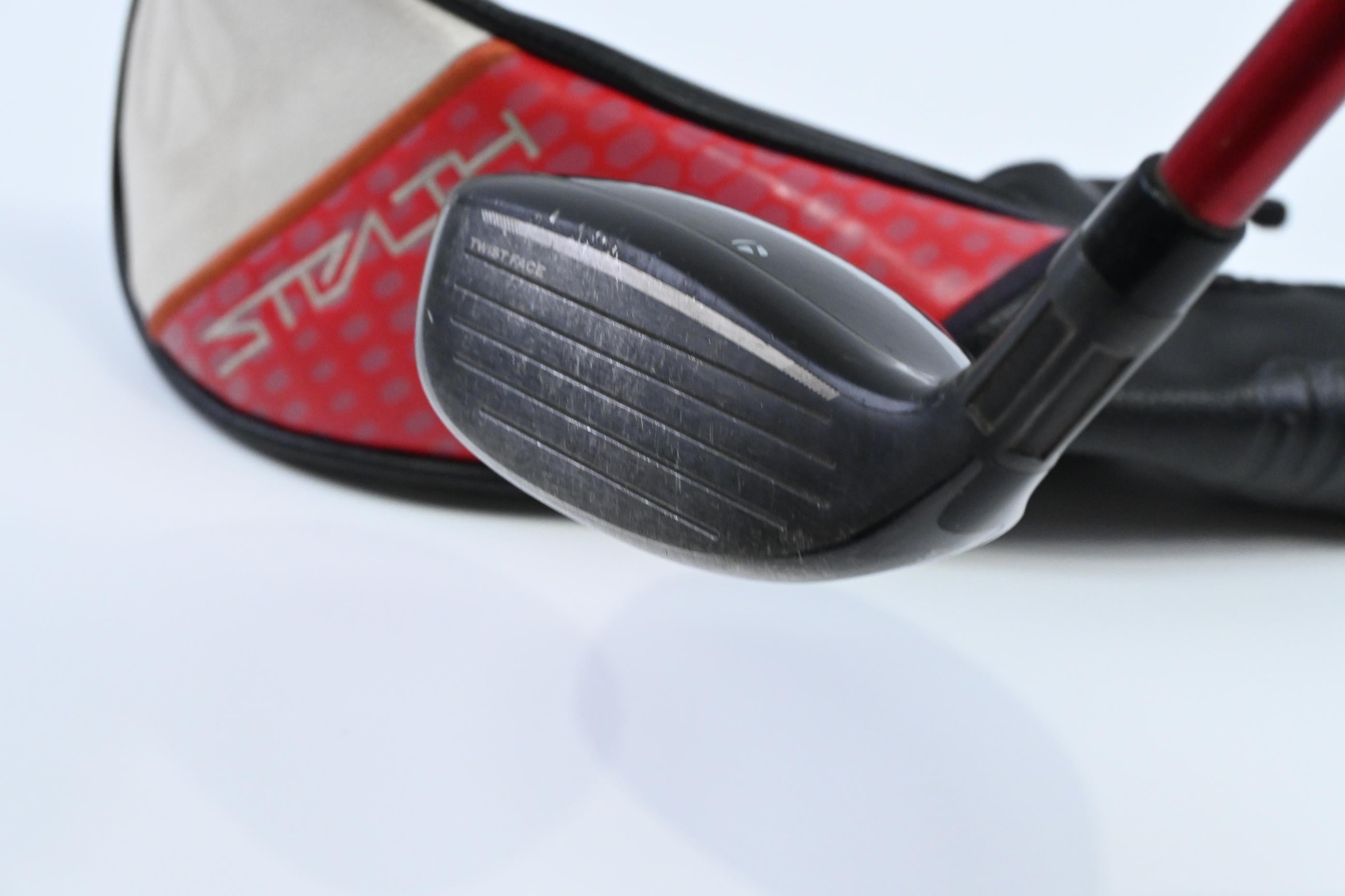 Taylormade Stealth 2 HD #4 Hybrid / 23 Degree / Regular Flex Fujikura Speeder NX