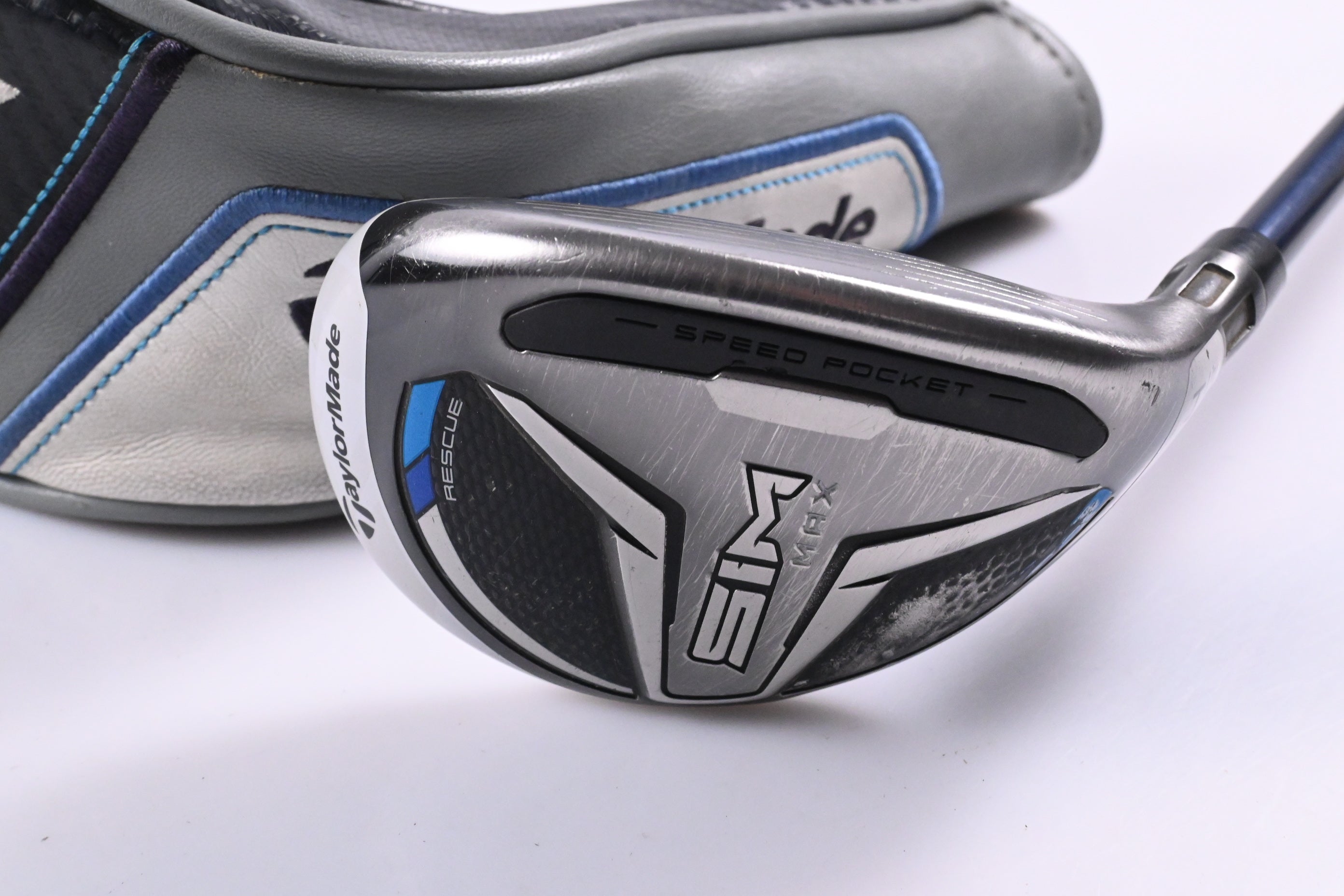 Taylormade SIM Max #4 Hybrid / 22 Degree / Stiff Flex Ventus Blue 7 Shaft