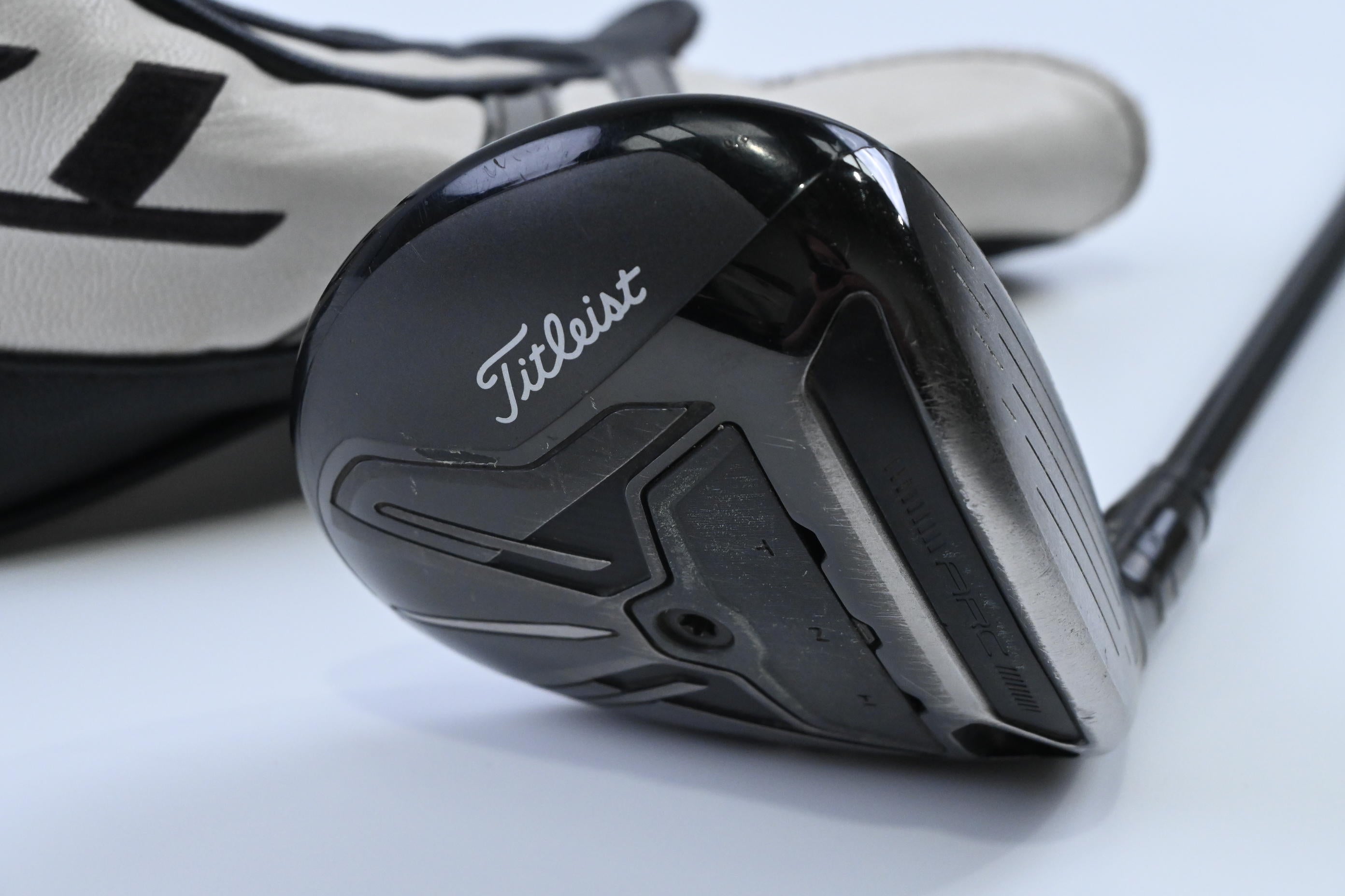 Titleist TSi3 #3 Wood / 15 Degree / Stiff Flex HZRDUS Smoke Red RDX 75 Shaft
