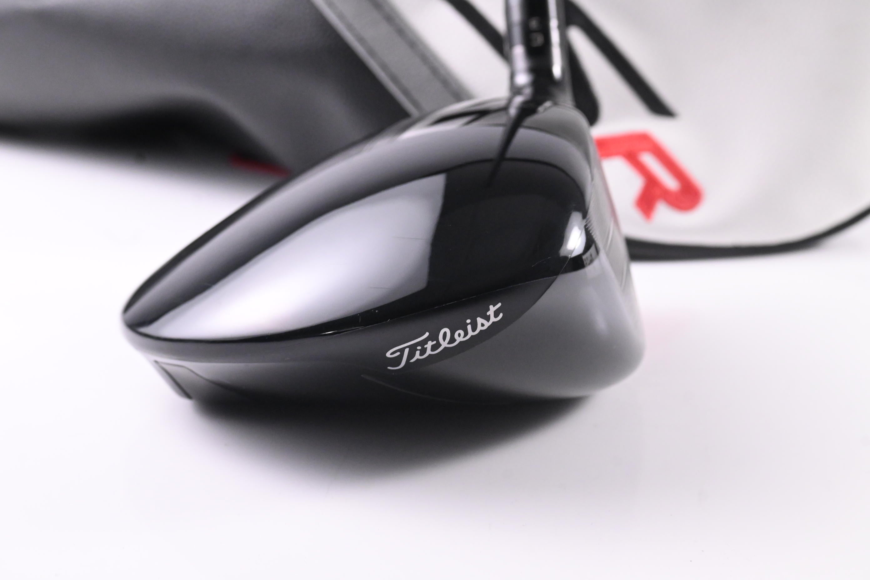 Titleist TSR2 Driver / 10 Degree / Regular Flex Hzrdus CB Red Gen4 50 Shaft