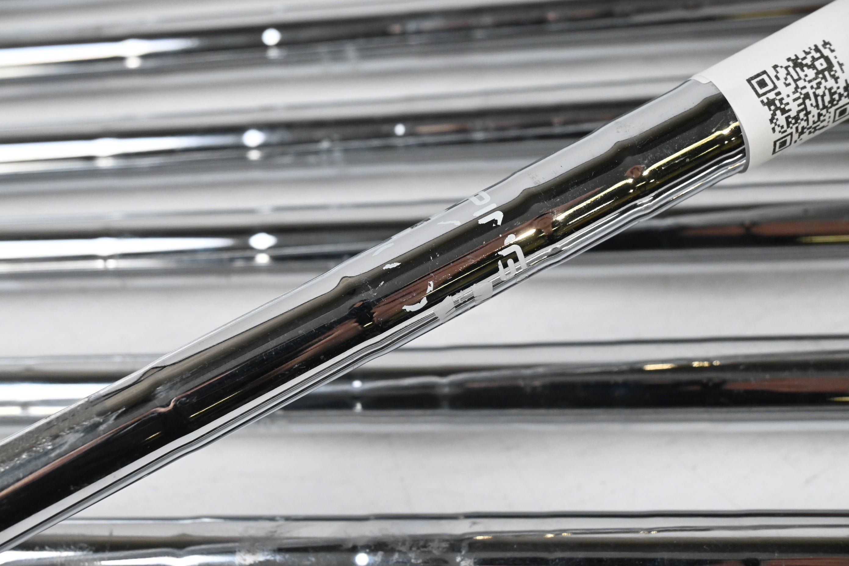 Ping G10 Irons / 4-PW+SW / White Dot / Regular Flex Ping AWT Shafts