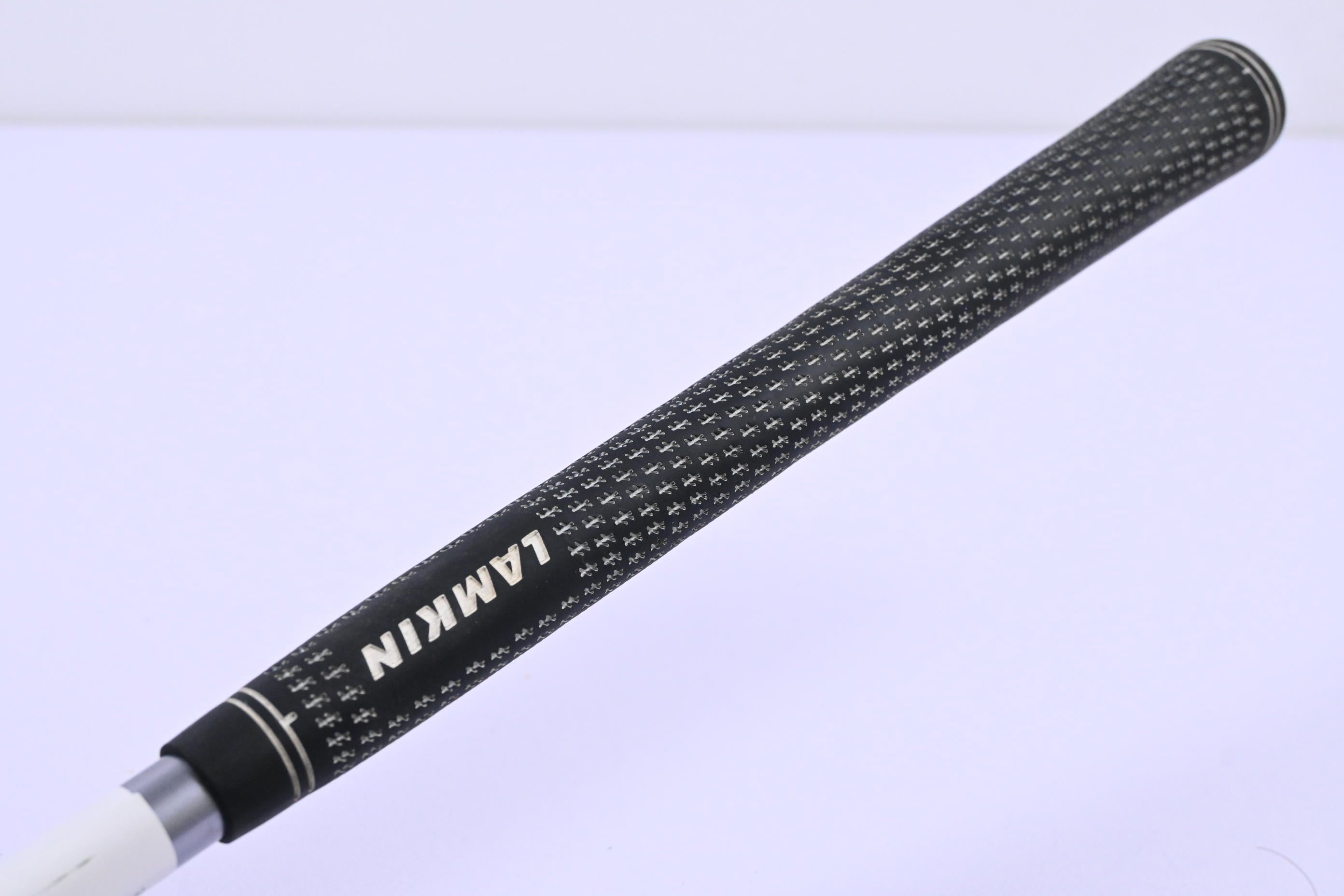 Adams Idea Super S #7 Iron / Regular Flex Matrix Kujoh 85 Shaft