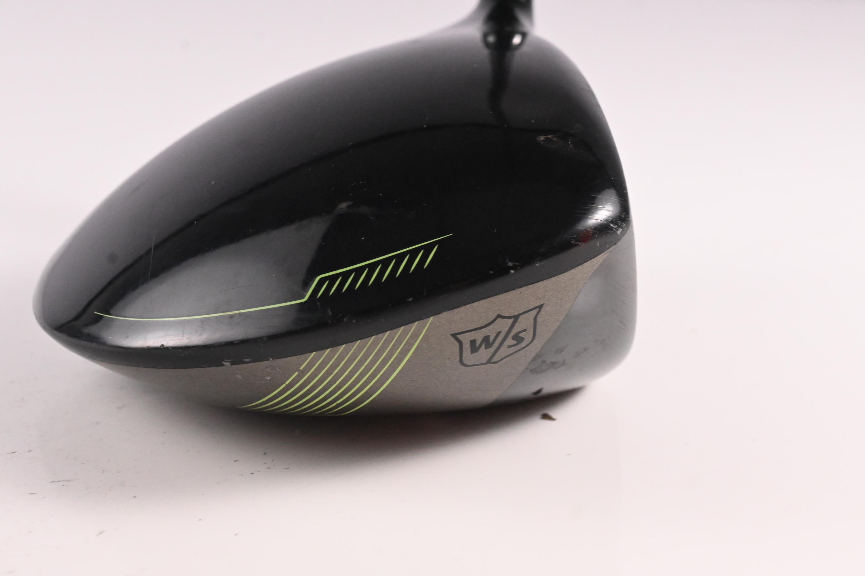 Wilson Launch Pad 2022 Driver / 10.5 Degree / Regular Flex Evenflow 55 Shaft